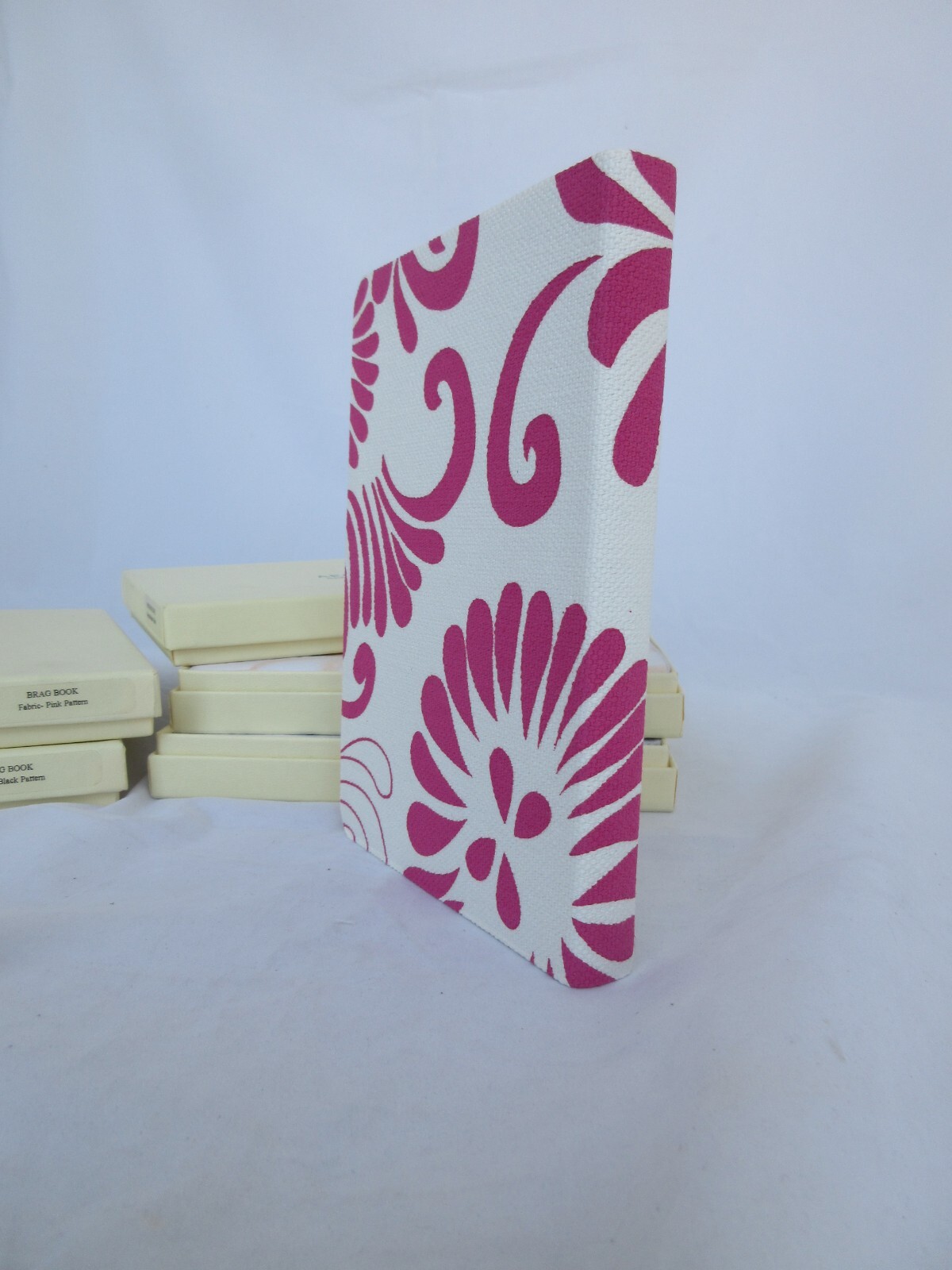 Journal 7″ Fabric Soft Cover 224 Lined Pages Graphic Image AEON New Box Pink