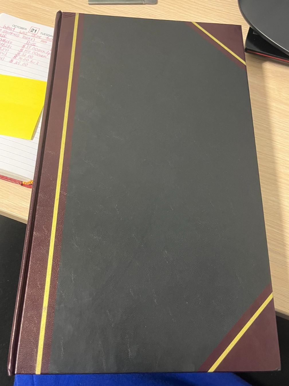National 57151 14 1/4″ x 8 3/4″ Black Texthide Record Book with 500 Pages