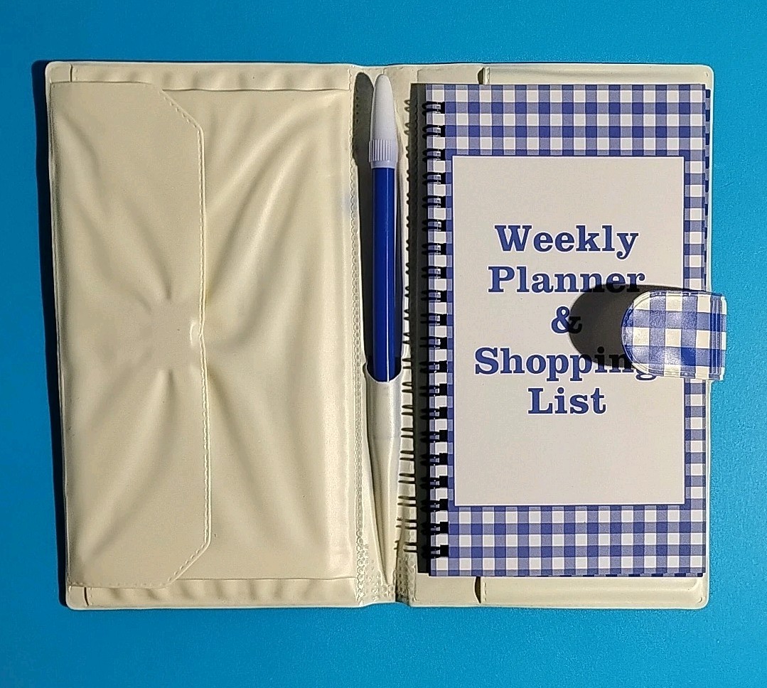 Retro Print Dry Erase Planner Notebook 8″ Soft Cover Vintage 90’s – Unused