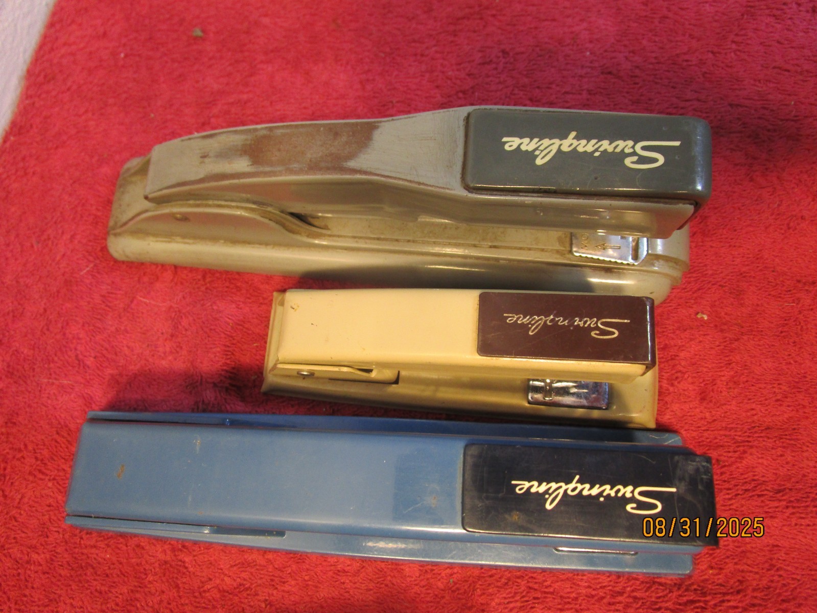 Lot of 5 Vintage Swingline Staplers Red Blue Grey