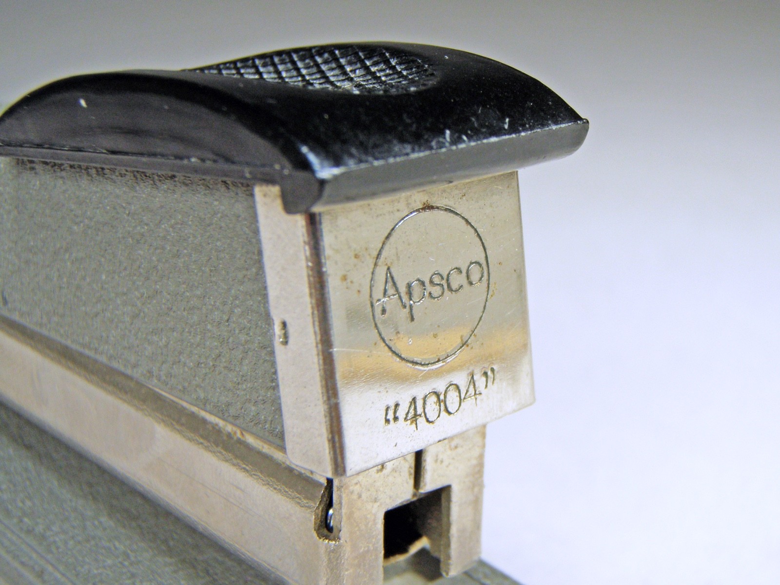 Vintage Apsco 4004 Office / Desk Stapler Small Made in Sweden 5″ Avocado