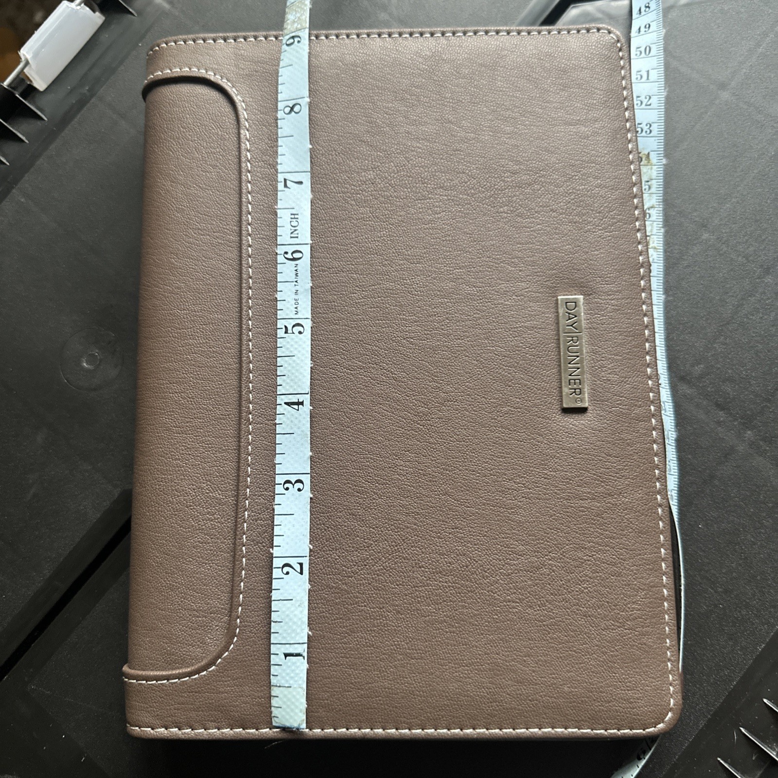 Day Runner Zip Around Brown Leather Planner 9”x7”