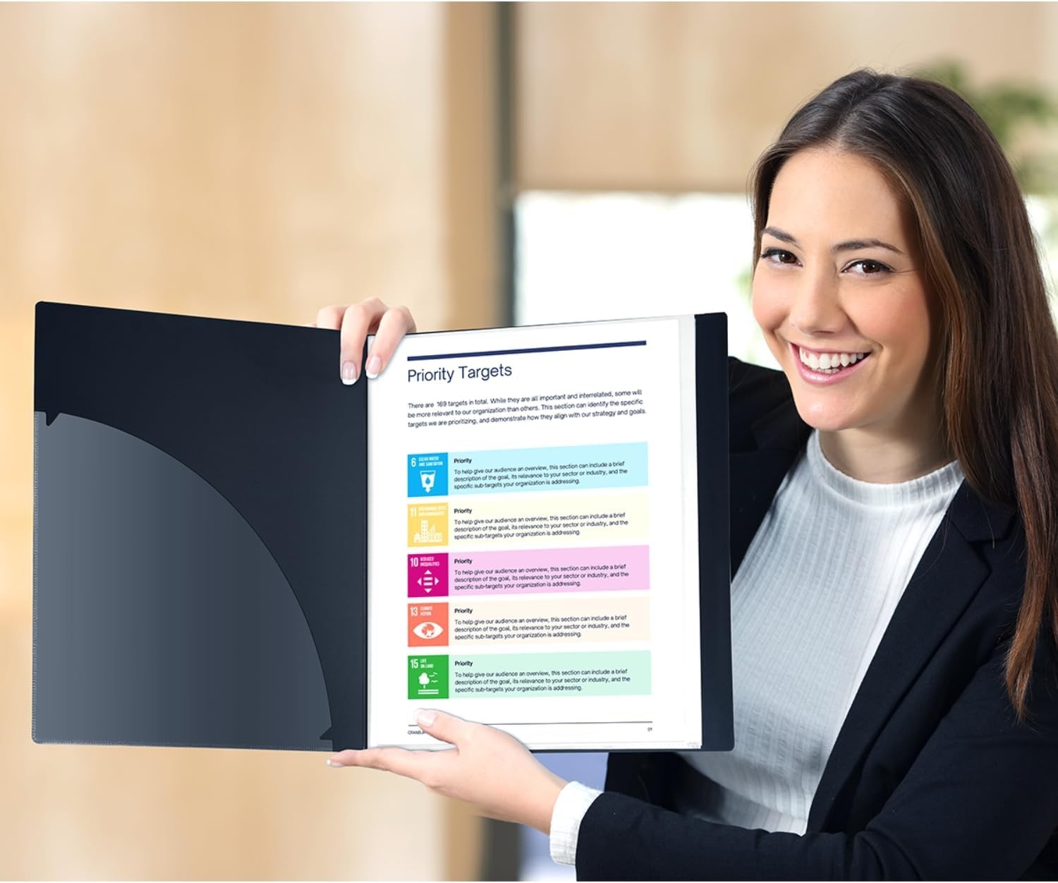 Customizable 8.5×11 Presentation Binder | 24-Pocket Document Organizer in Black