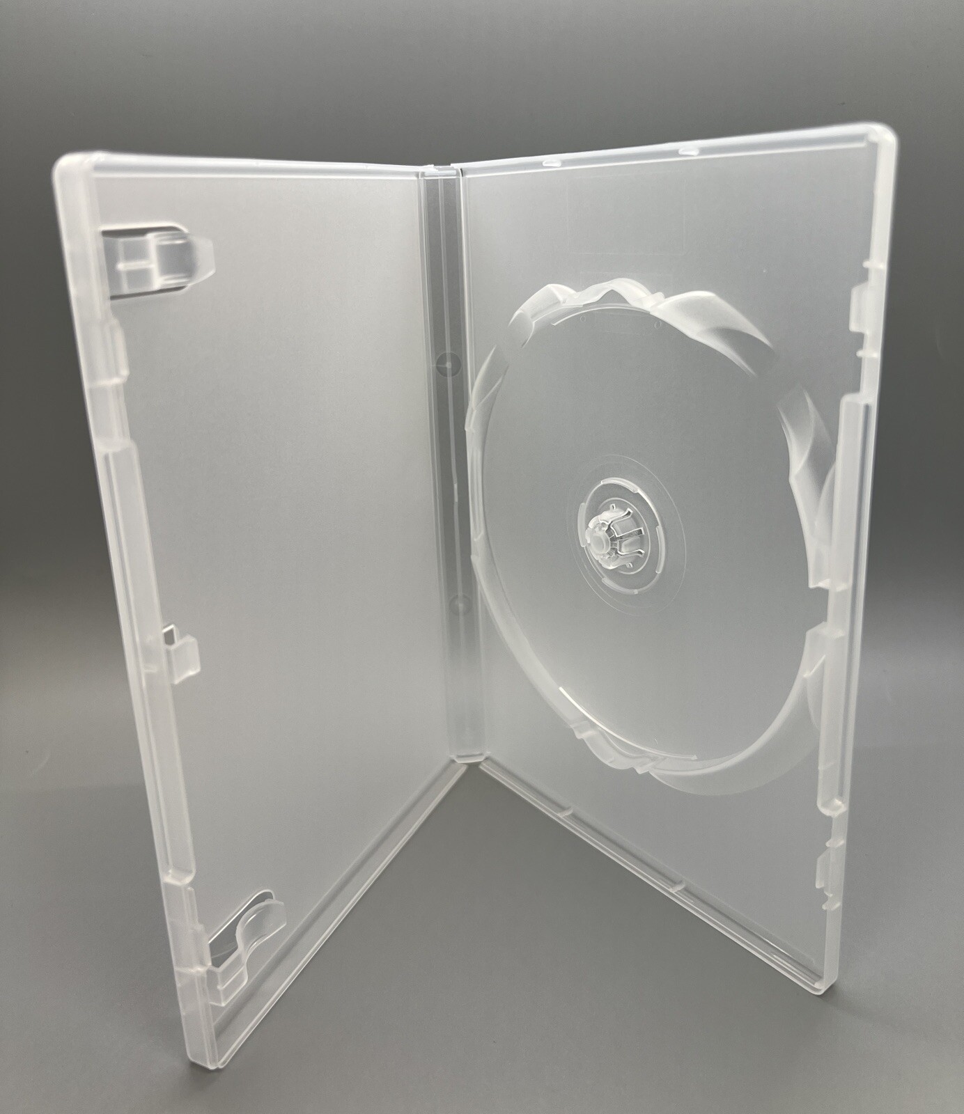 SALE! 10 NEW 14MM SINGLE DVD CASES WITH SLEEVE, FROSTY CLEAR, 1095L, MADE IN USA