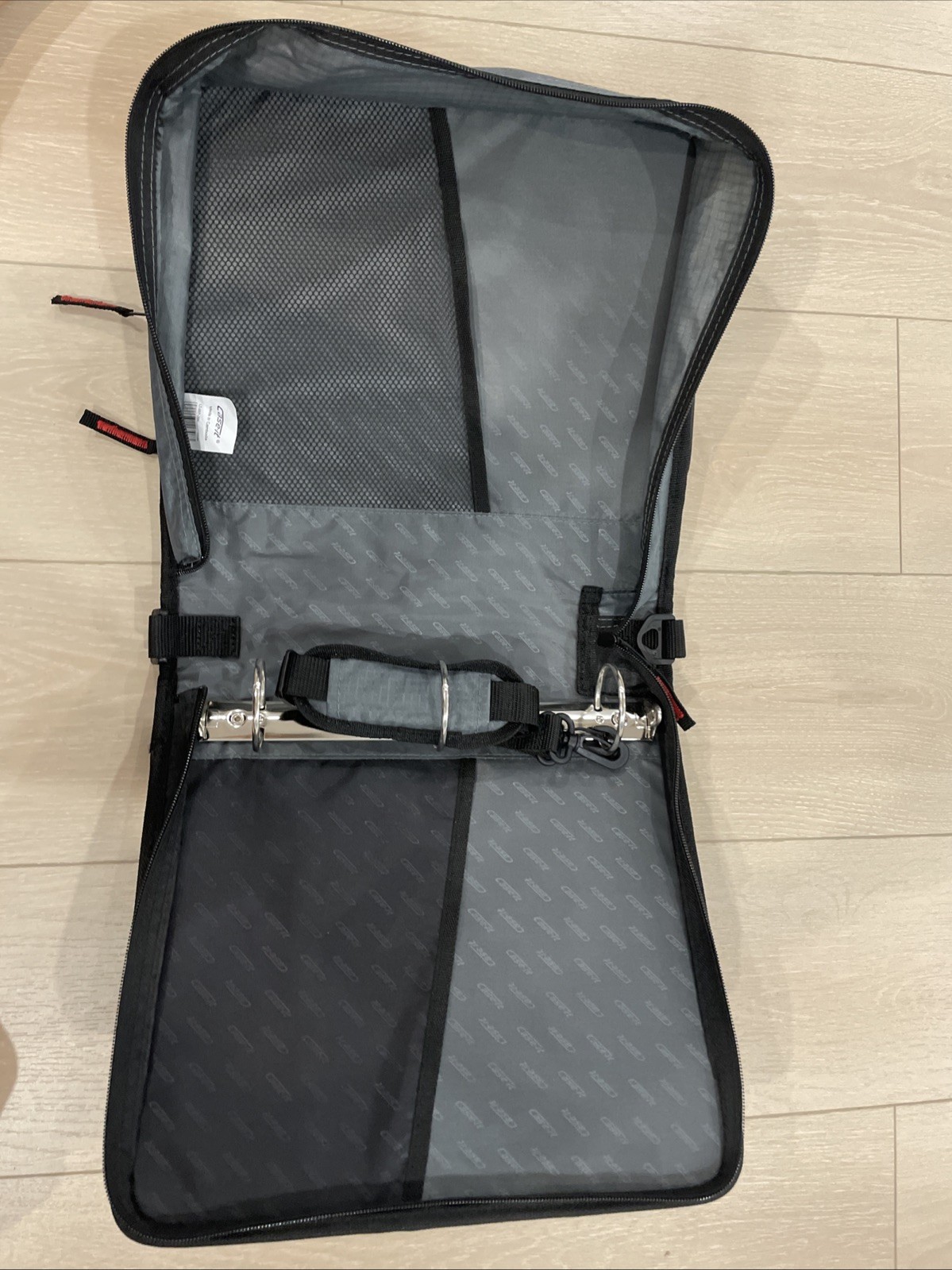Case It The Universal Laptop Zipper Binder 2” Capacity Handles & Shoulder Straps