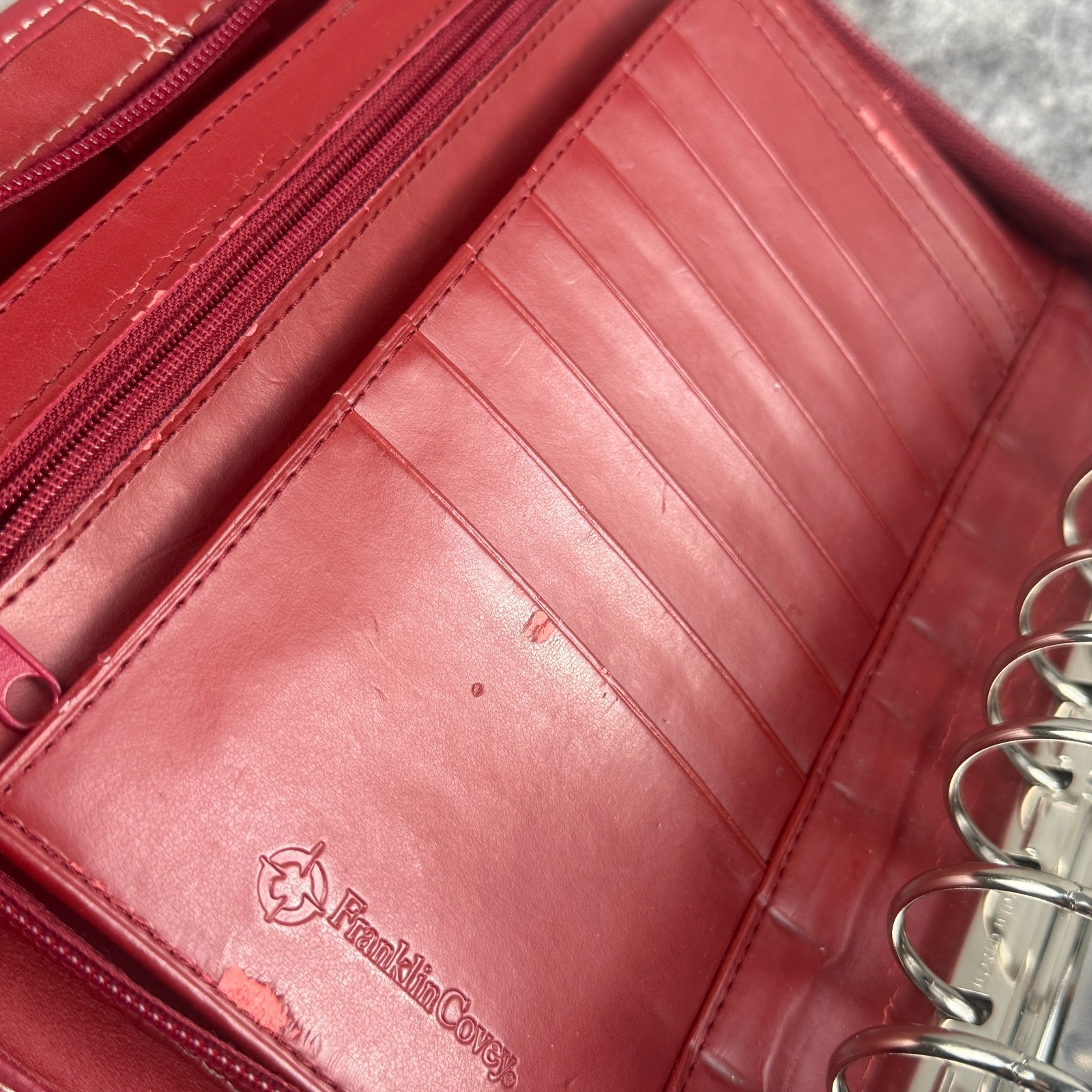 FranklinCovey 7 Ring Zip Planner Organizer Binder Burgundy Red