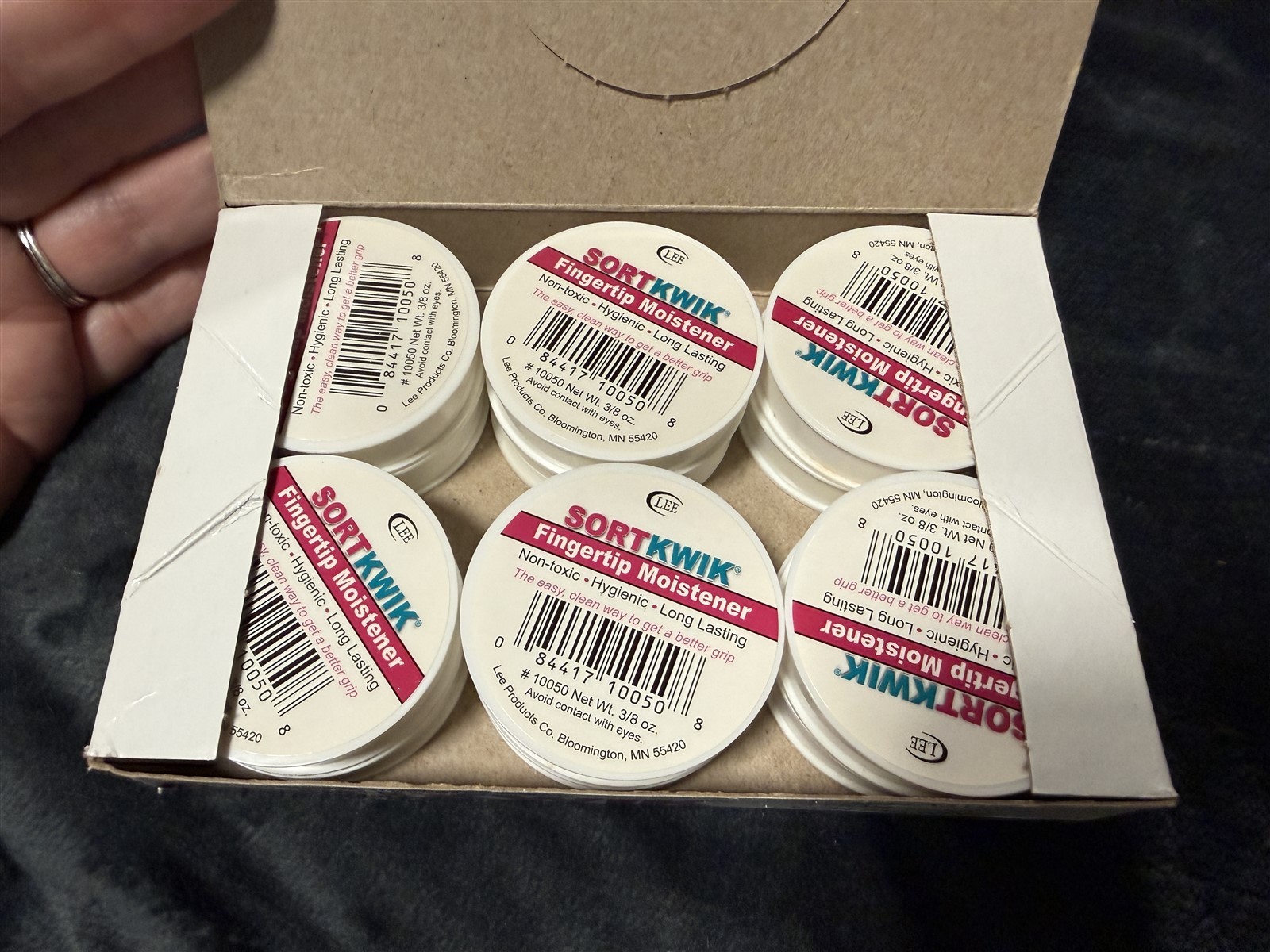 12 PACK LEE SORTKWIK FINGERTIP MOISTENER #10050 3/8 OZ PER