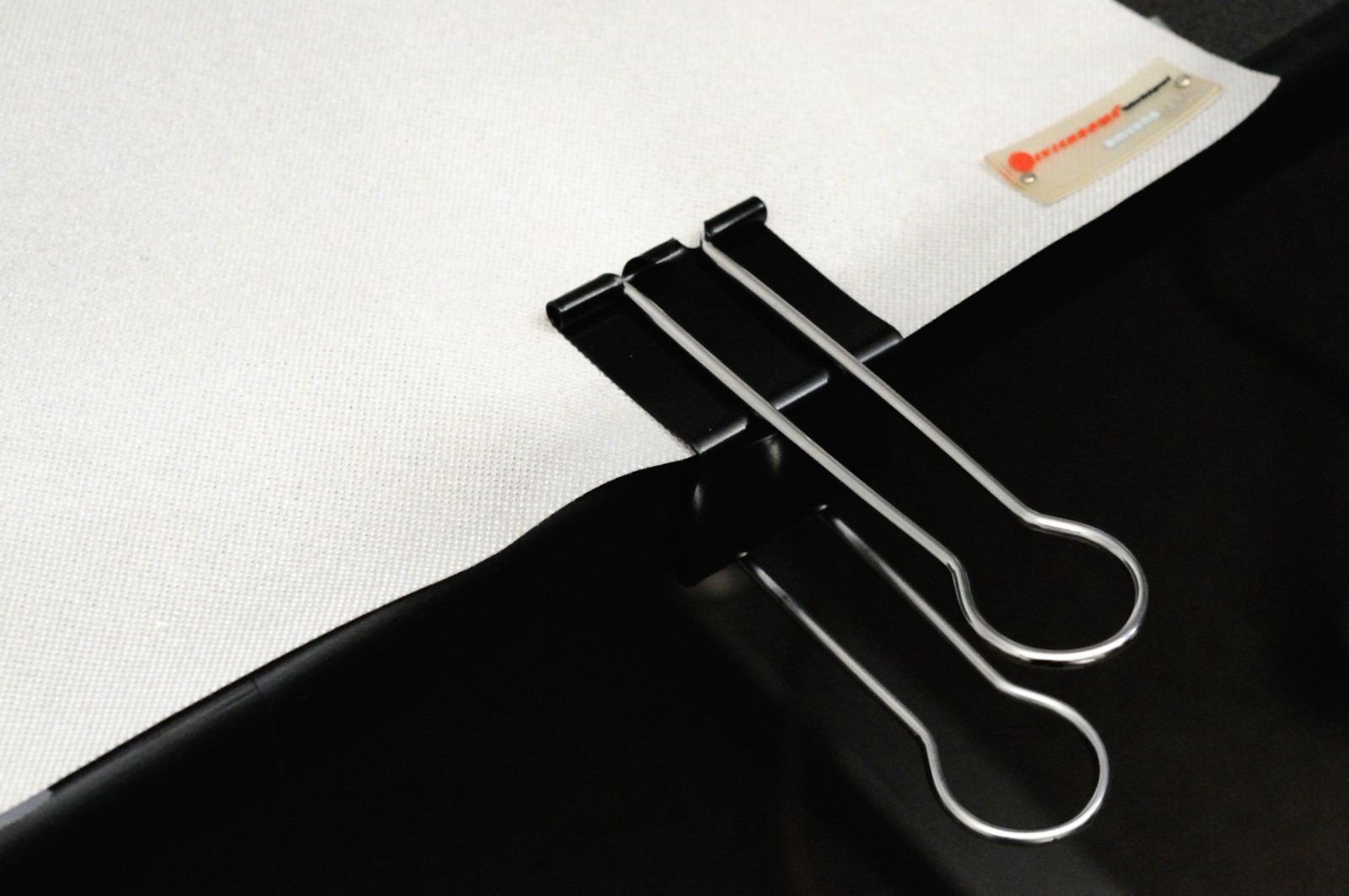 Extra Large Binder Clips, 2.4″ Wide, 1-3/4″ Capacity, Strong Grip, Office Suppli
