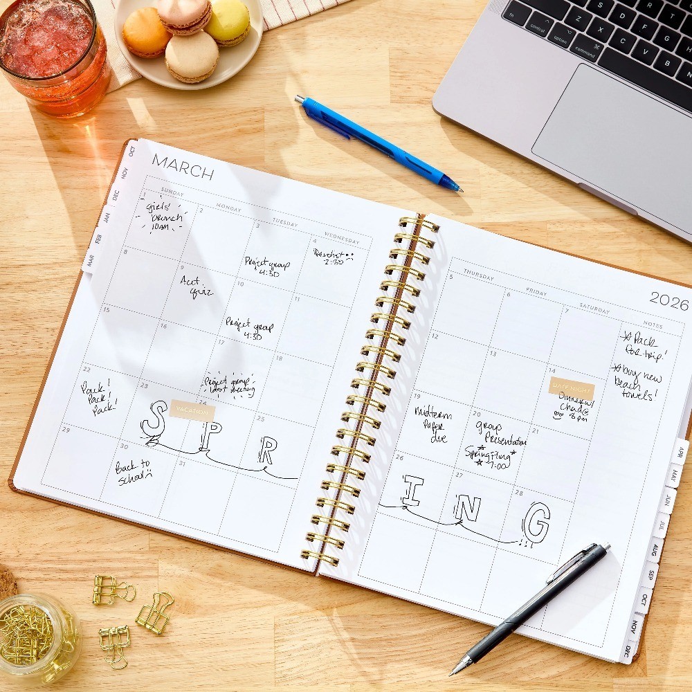 15-Month Weekly Spiral Planner Brown October 2025 to December 2026 9×11 inches