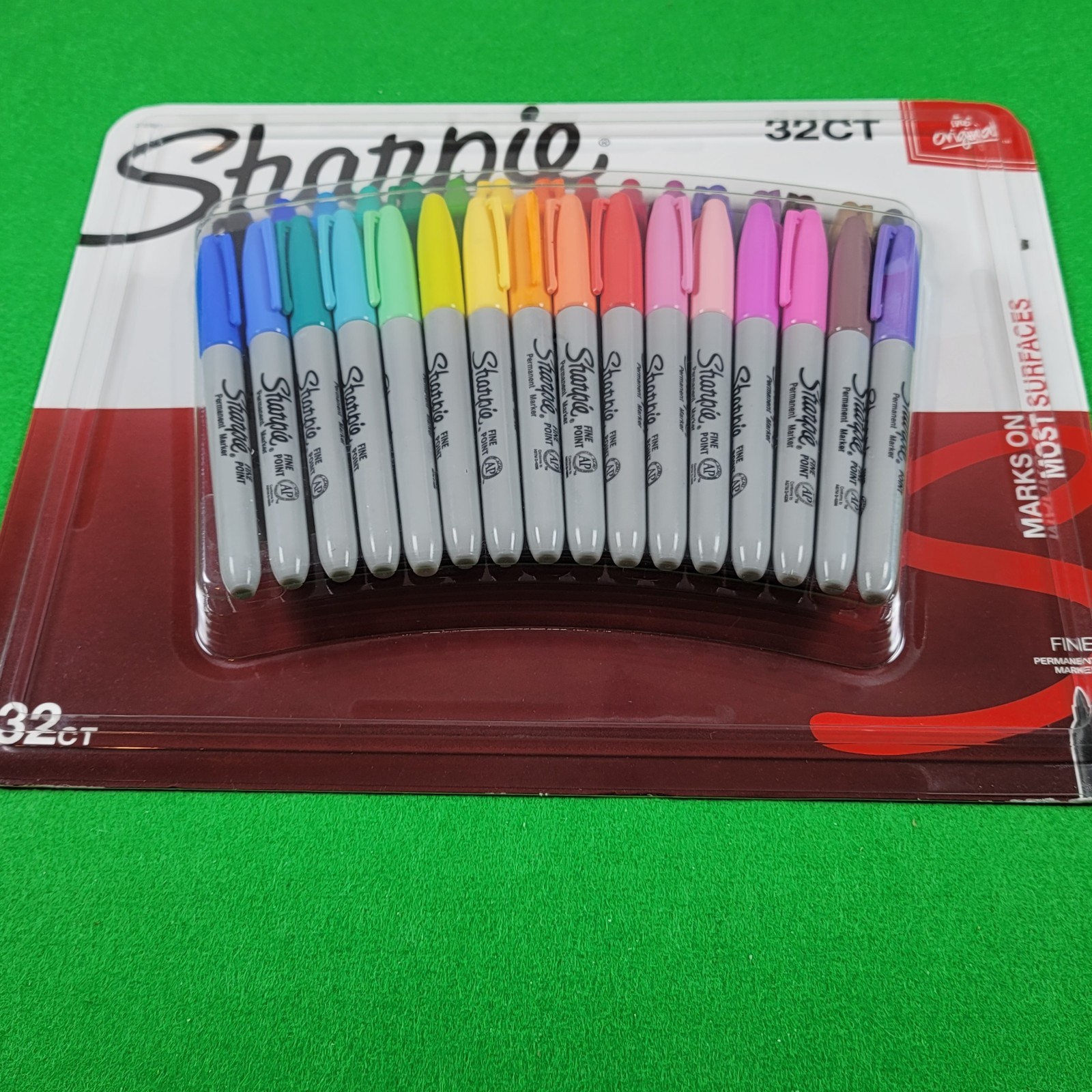 SHARPIE Permanent Markers Fine Point 32 Count (Multicolor)