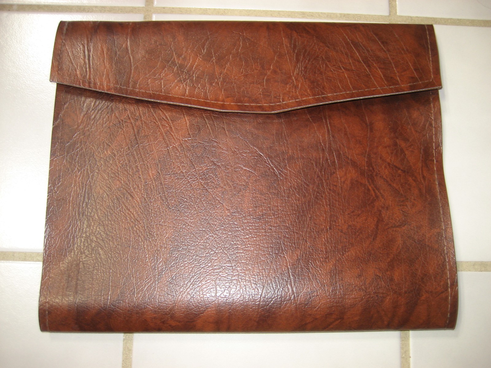 File Folder Document Holder 12×10 Case Faux Leather Brown 8 Plastic Sleeves VTG!