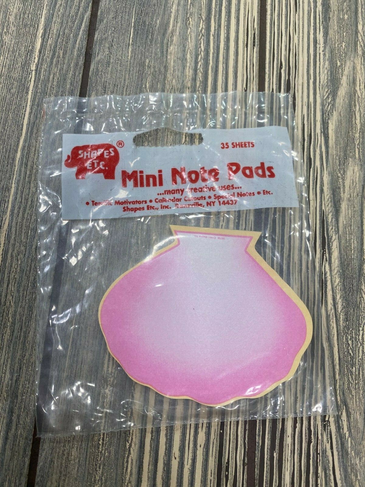 Vintage Shapes Etc Mini Notepad 35 Sheets 1991 Seashell Clamshell