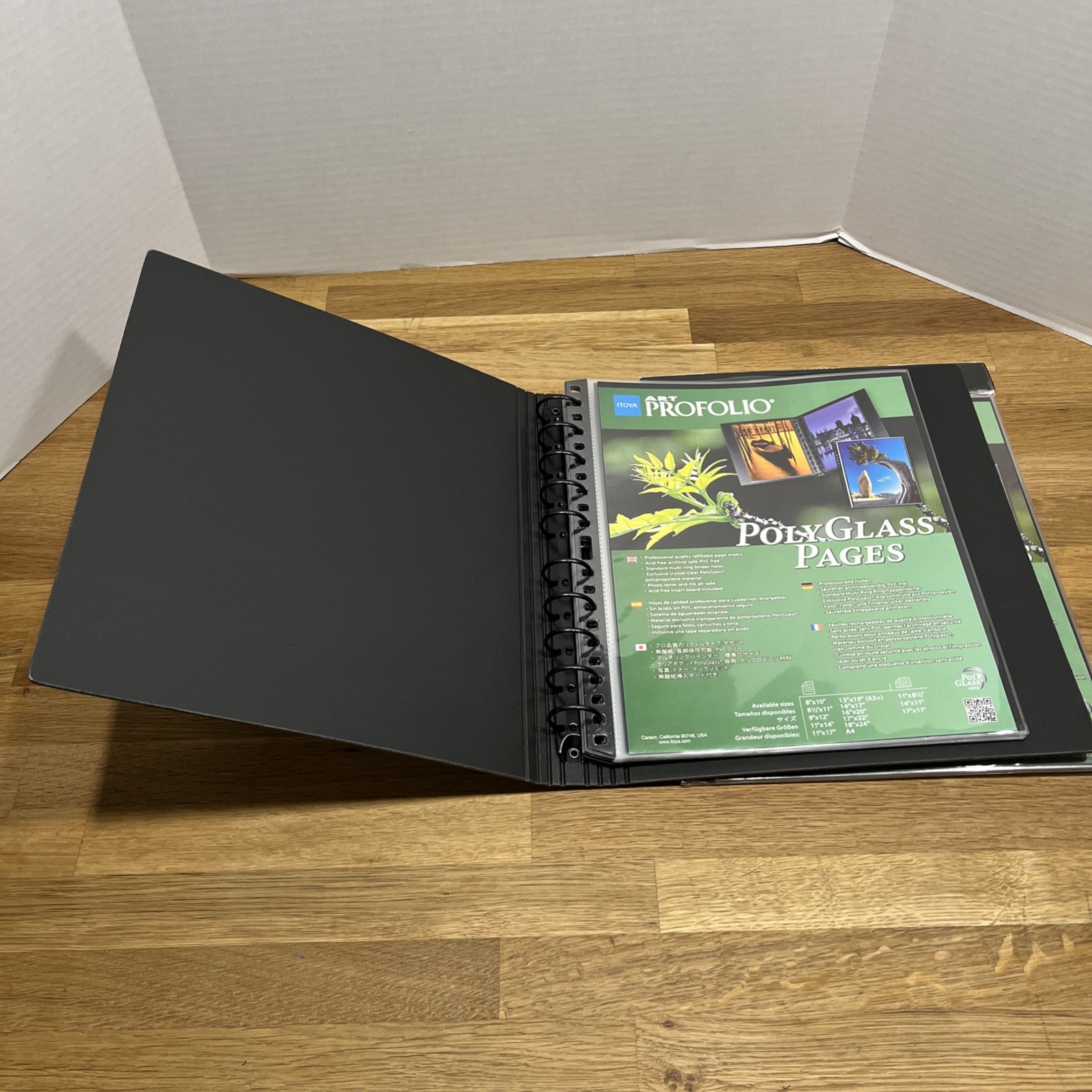 Itoya RB811 Multi-Ring 8.5” x 11” Black Refillable Binder w/ 20 new refill pages