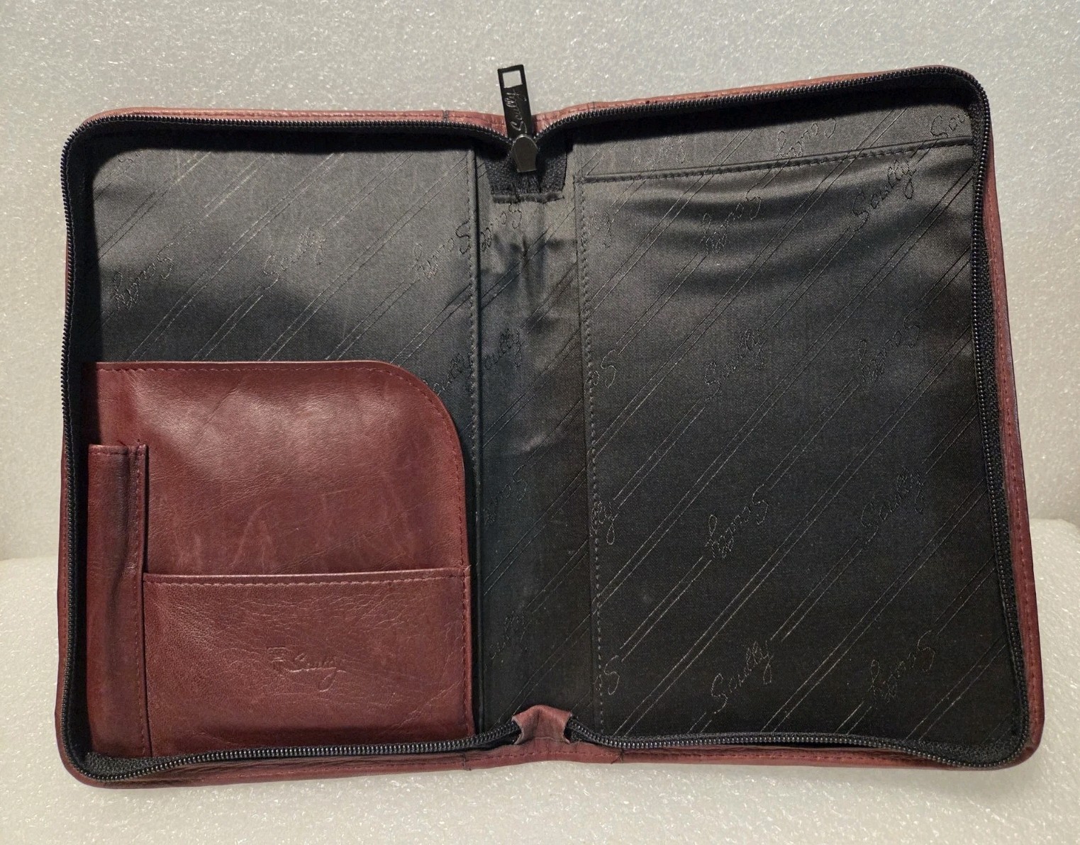 Scully Unisex Brown Leather Zip Organizer Cover 9.5″ x 6.5″
