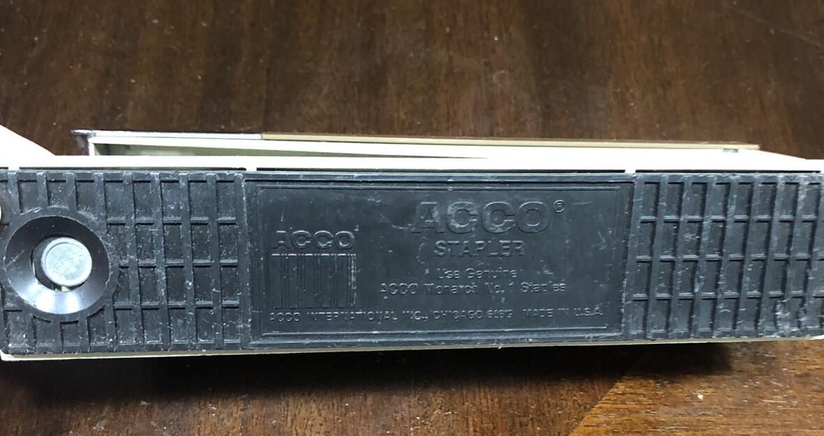 Vintage Acco 20 Tan And Chrome Stapler Desk Retro USA Works Great Retro