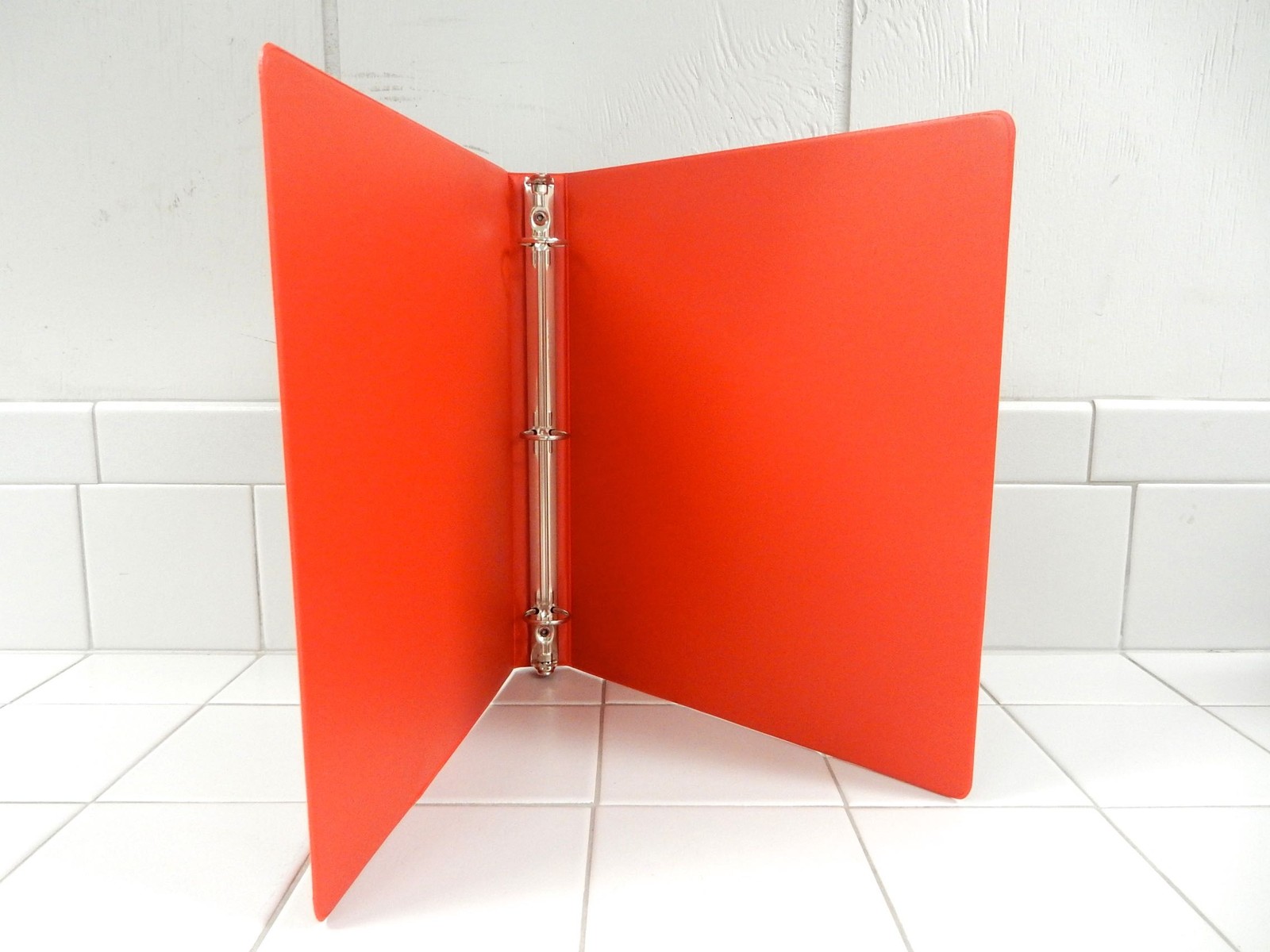 AVERY RED 1-INCH *3-RING BINDER* (BUYER GETS 24 BINDERS)