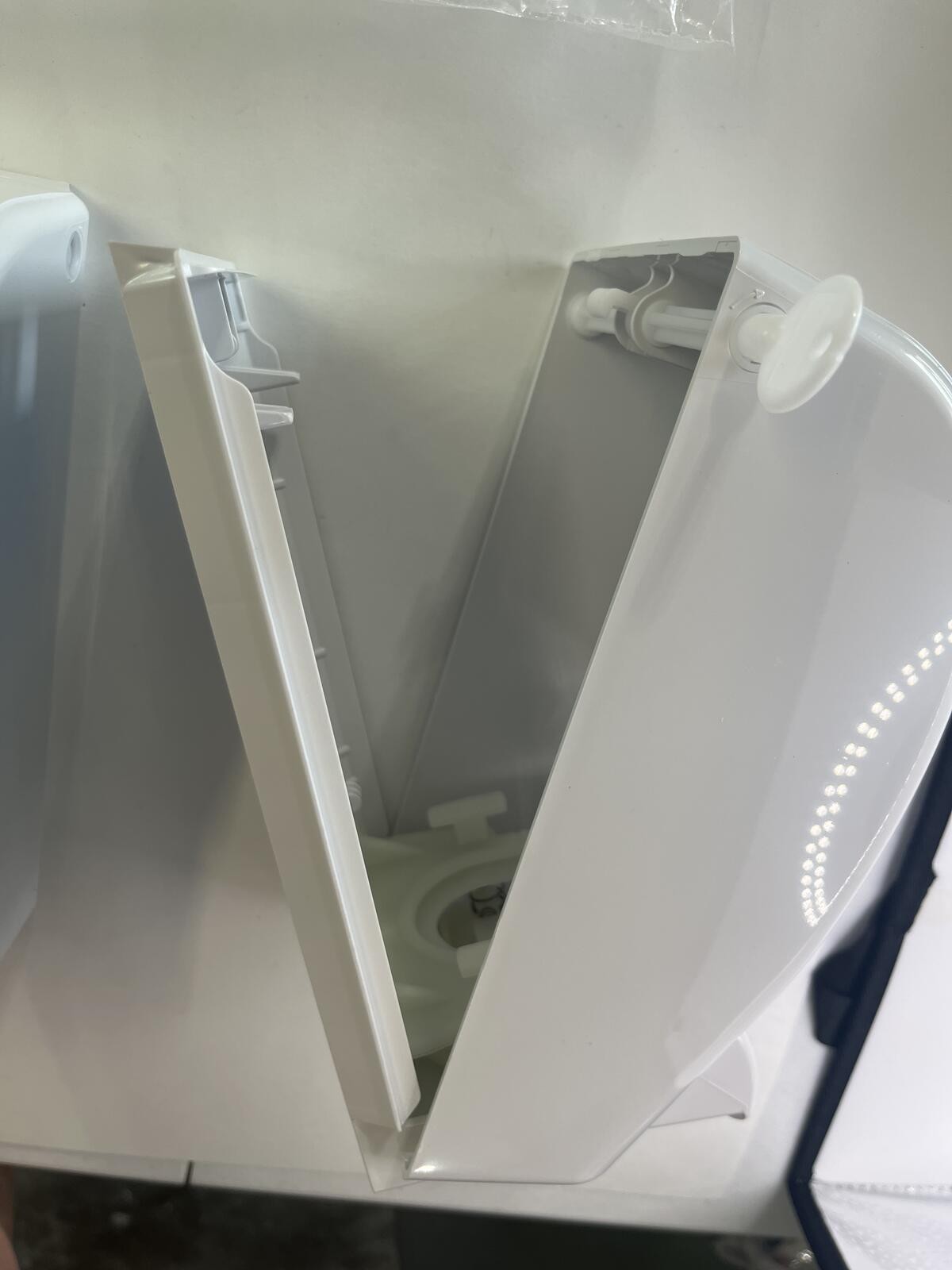 Wall-Mount Soap Dispenser SCJ Professional Proline 1L Curve White Set of 2 New