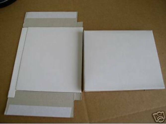 100 WHITE CARDBOARD MAILERS w/ SEAL FOR 10.4MM CD CASE JS30 FREE SHIPPING