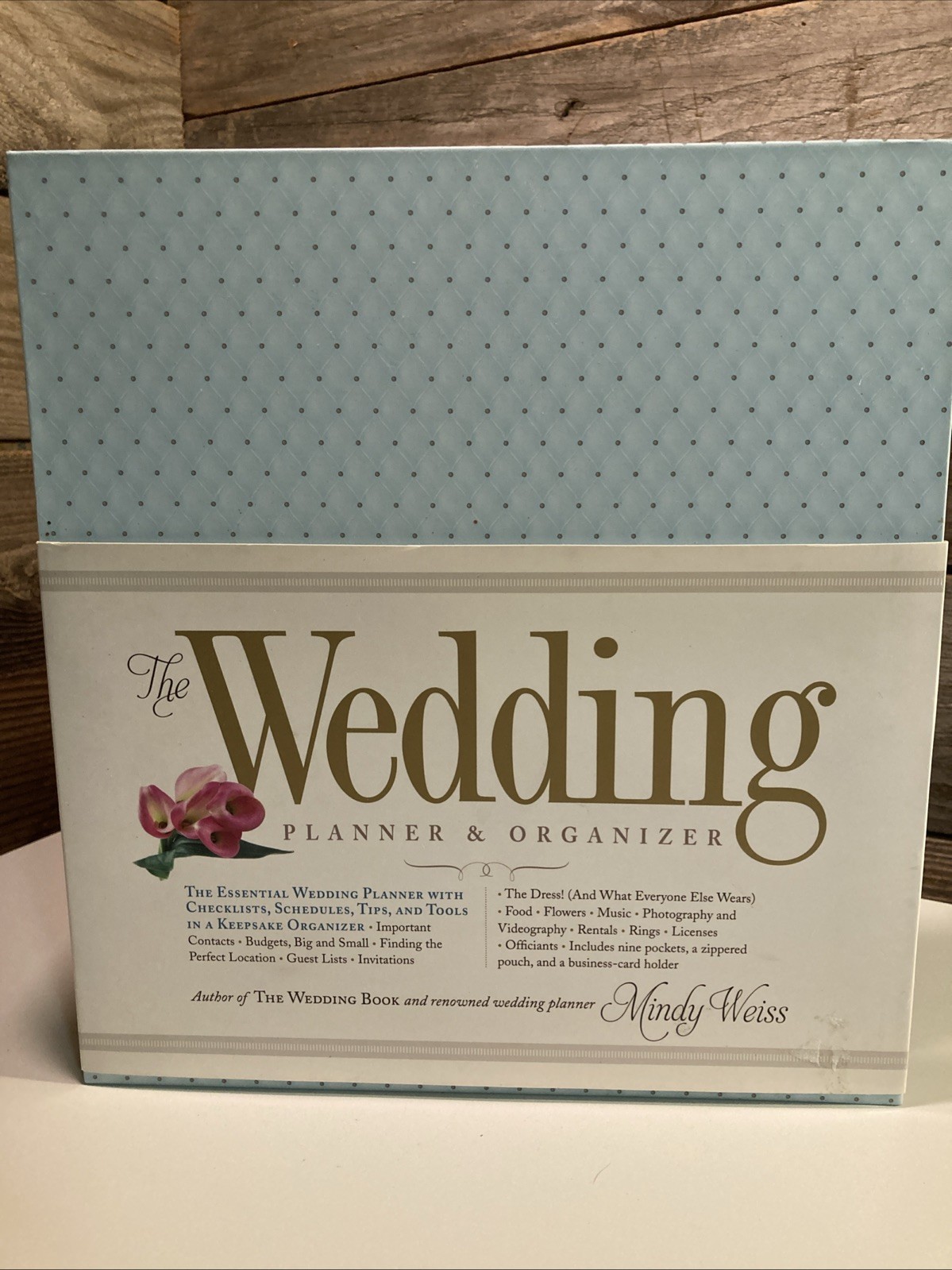 NEW – The Wedding Planner and Organizer by Mindy Weiss (2012, Hardcover)