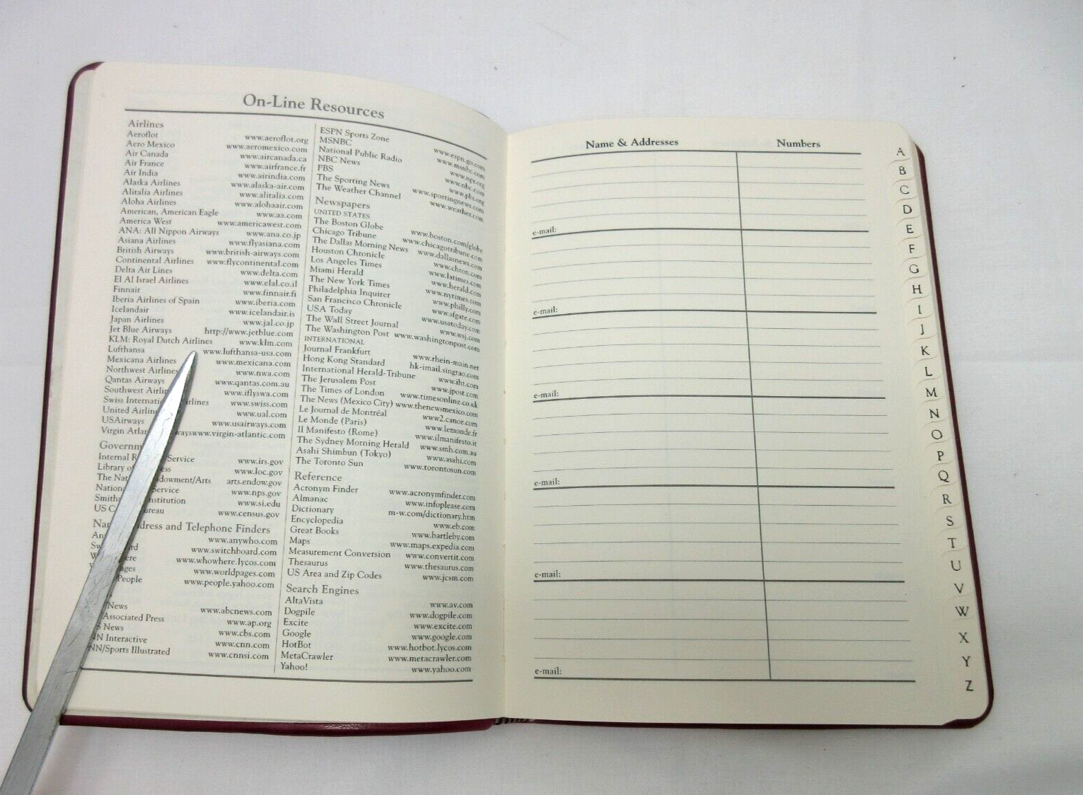 Address Book w Tabs Desk Size 5×7″ Leather Softcover Graphic Image Green