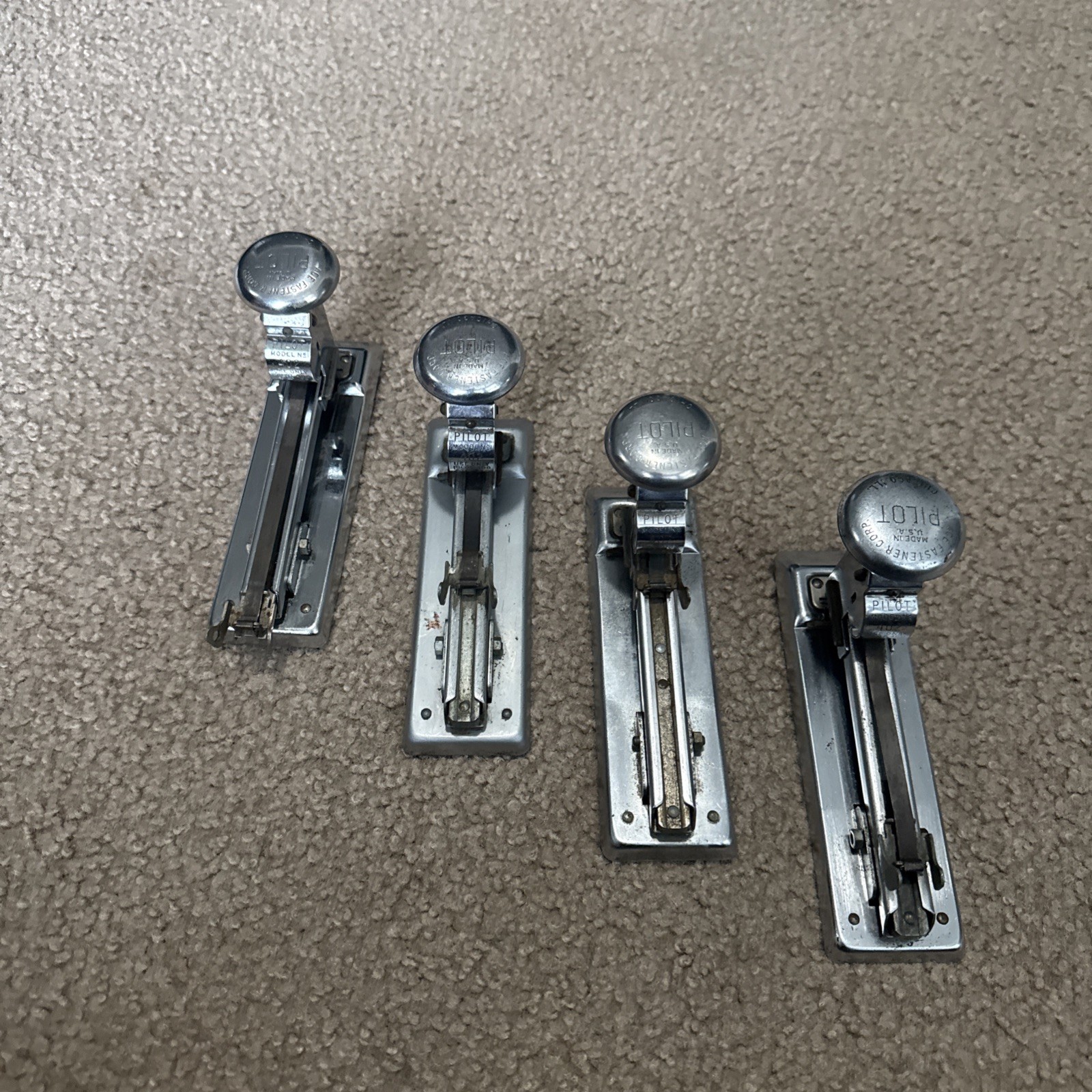 Vintage Pilot Stapler Model 402 Ace Fastener Corp. Chicago USA Works – Lot Of 4