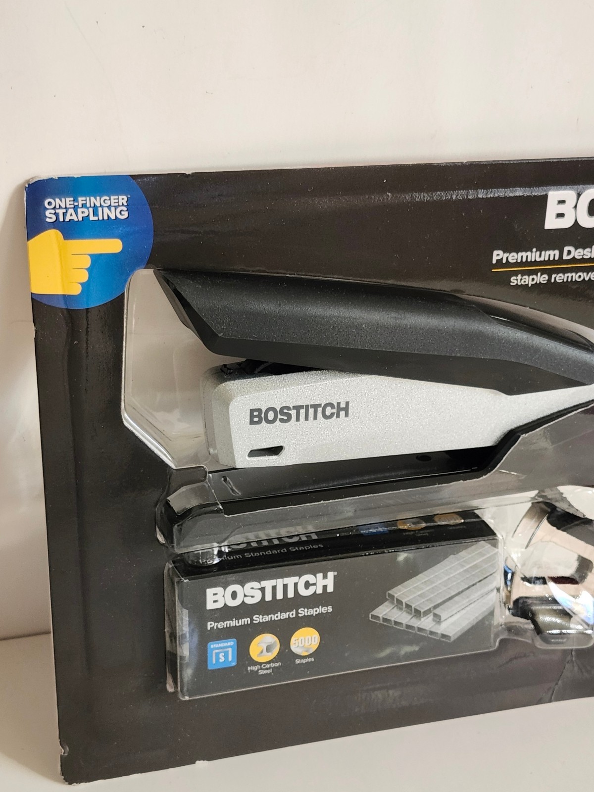 Bostitch Premium Desktop Stapler Value Pack Staple Remover + 5000 Staples, Read