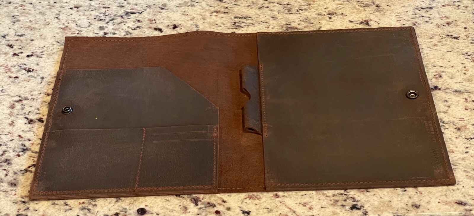 Armoir Fashion Handcrafted Full Grain Leather Portfolio Canada Organizer New