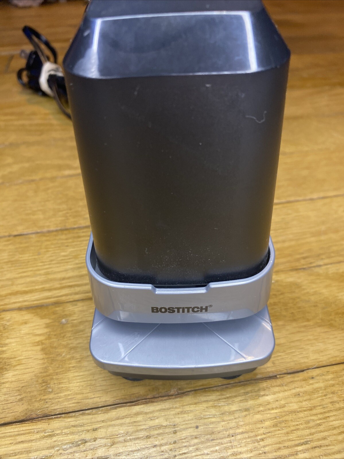Bostitch B8E-VALUE B8 Impulse 45 Sheet Electric Stapler and Staples Black Tested