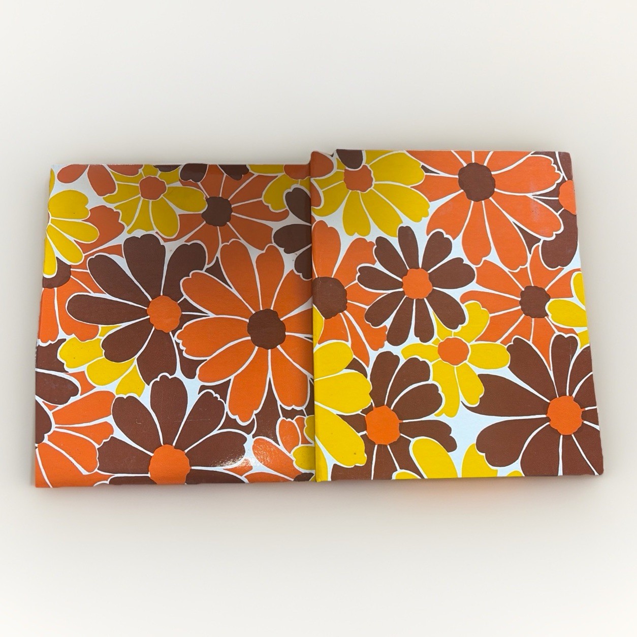 Lot Of 2 Retro Groovy Binders 3 Ring Hippie Flower Floral Orange Yellow Brown