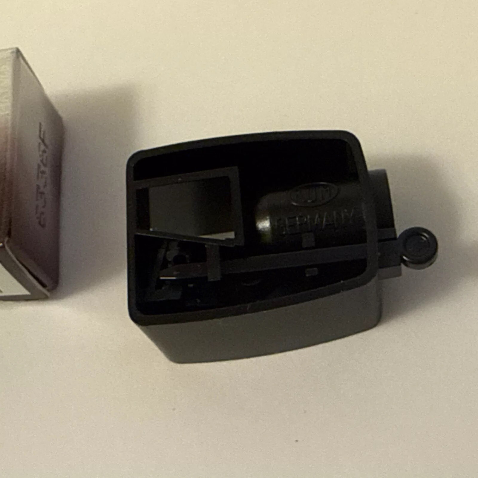 NEW Shiseido the makeup Profesional Grade Eyeliner Pencil Sharpener Germany Made