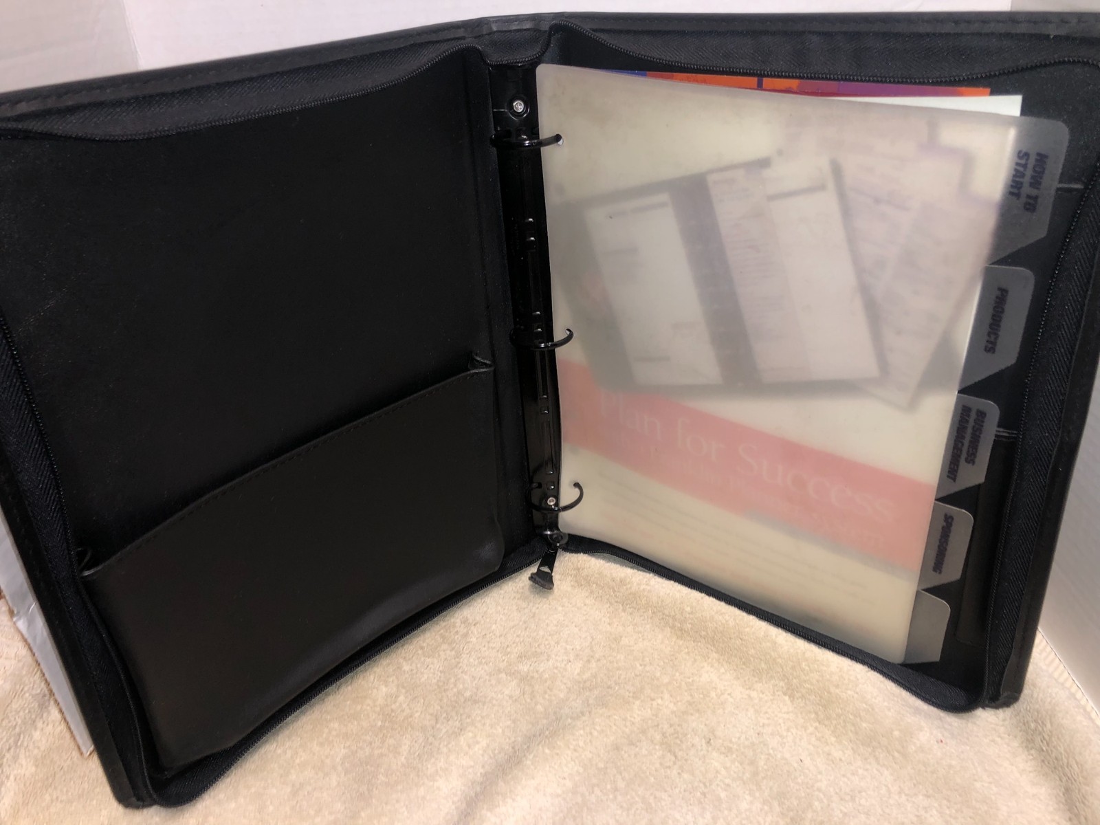 Large Franklin Covey Amway Binder 3 Ring Black Faux Leather Full Zip 13 x 11″
