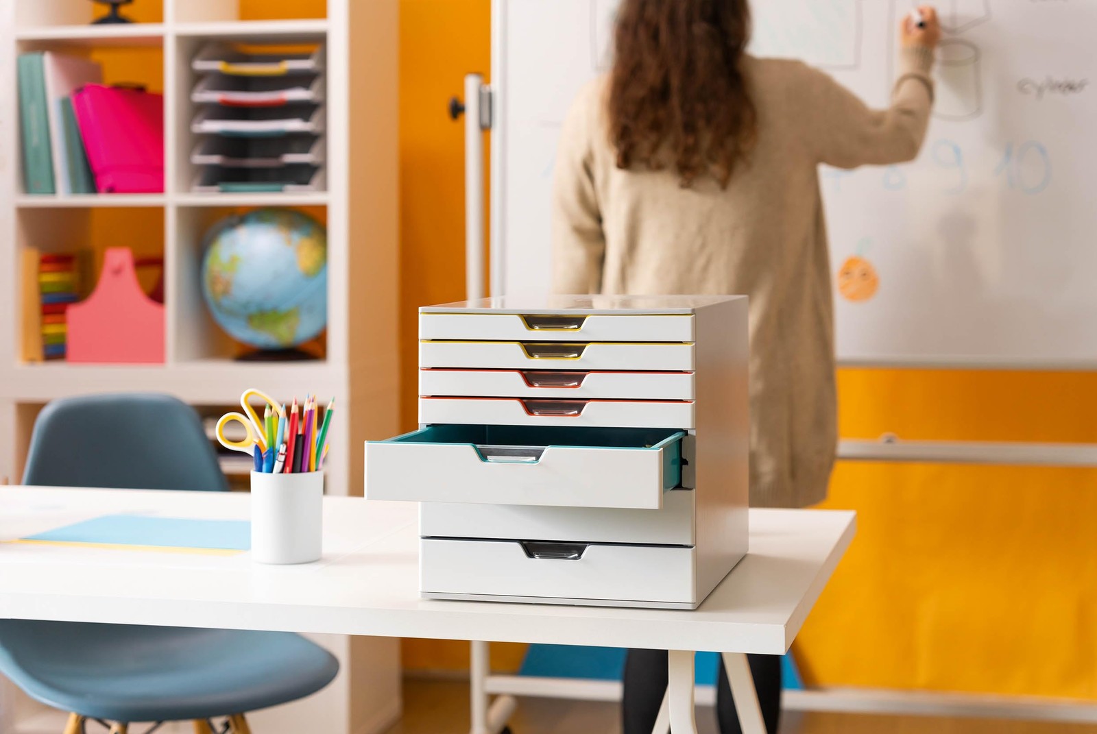 Durable Varicolor 7 Drawer Unit – White Desktop Drawer Set 7 Color Coded Draws
