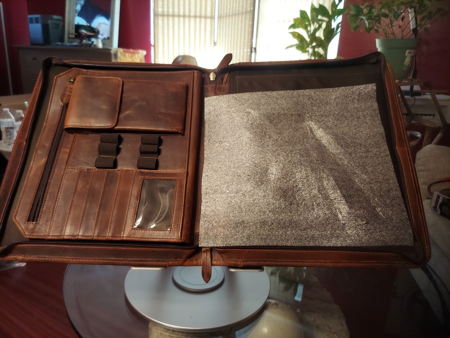 LEATHERTOWN Buffalo Leather Portfolio Folder Business Executive Organizer Case