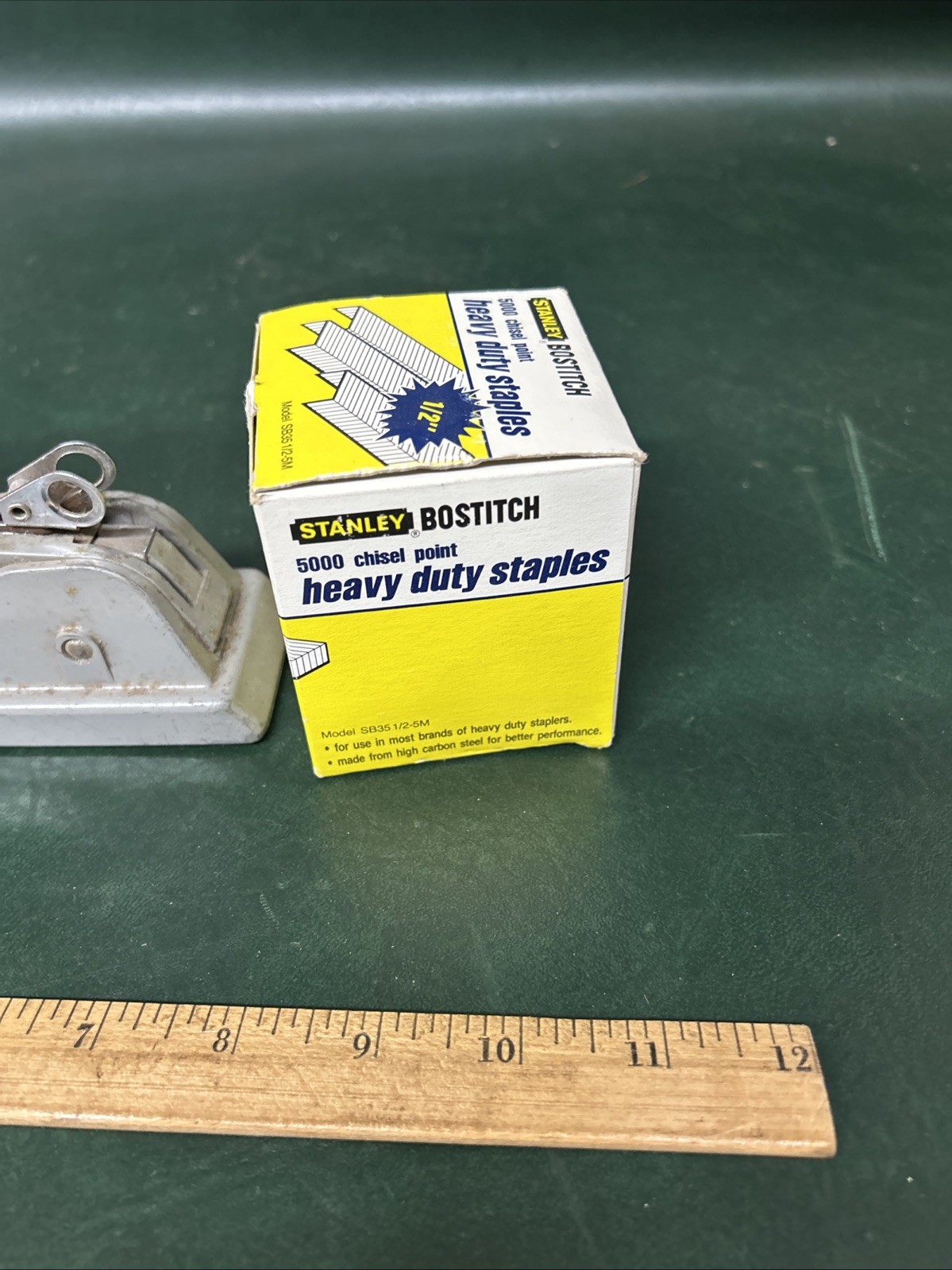 VINTAGE RETRO 1940s Swingline No. 13 Heavy Duty Industrial Stapler USA & staples