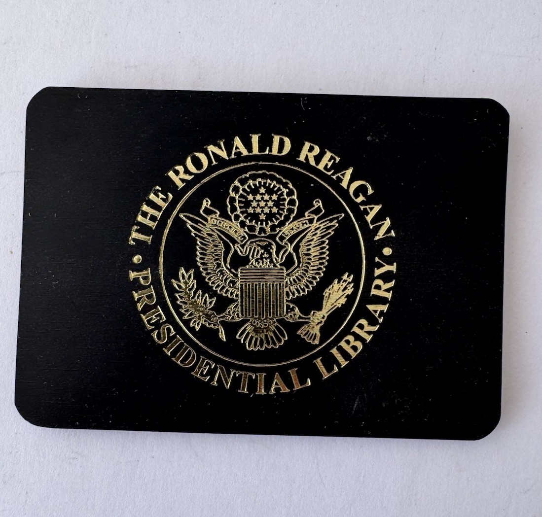 VTG Ronald Reagan Presidential Library Magnetic Accordion Pocket Address Book