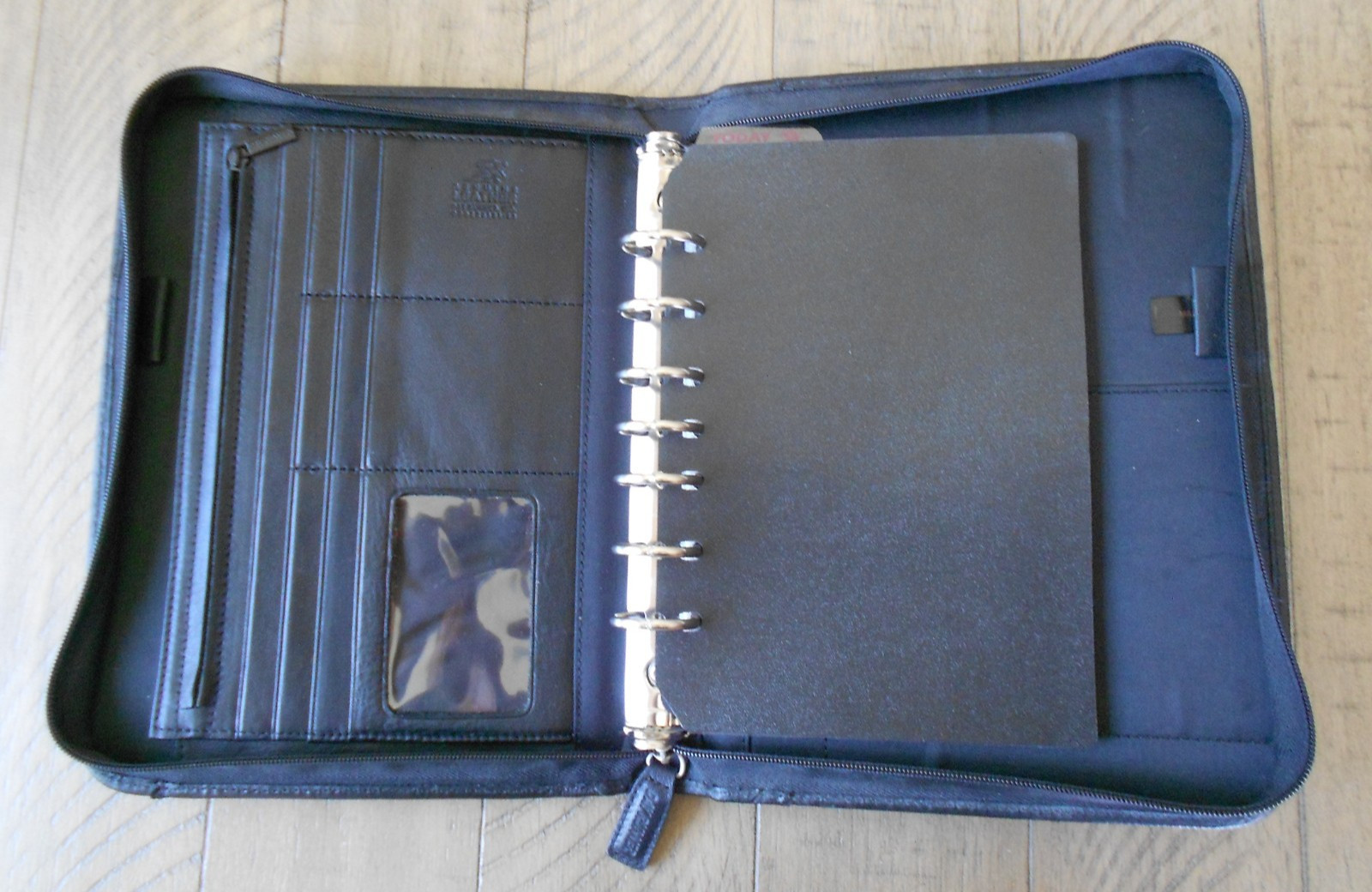 Day-Runner Genuine Black Leather 7-Ring Planner Binder “Classic” #191-93 inserts