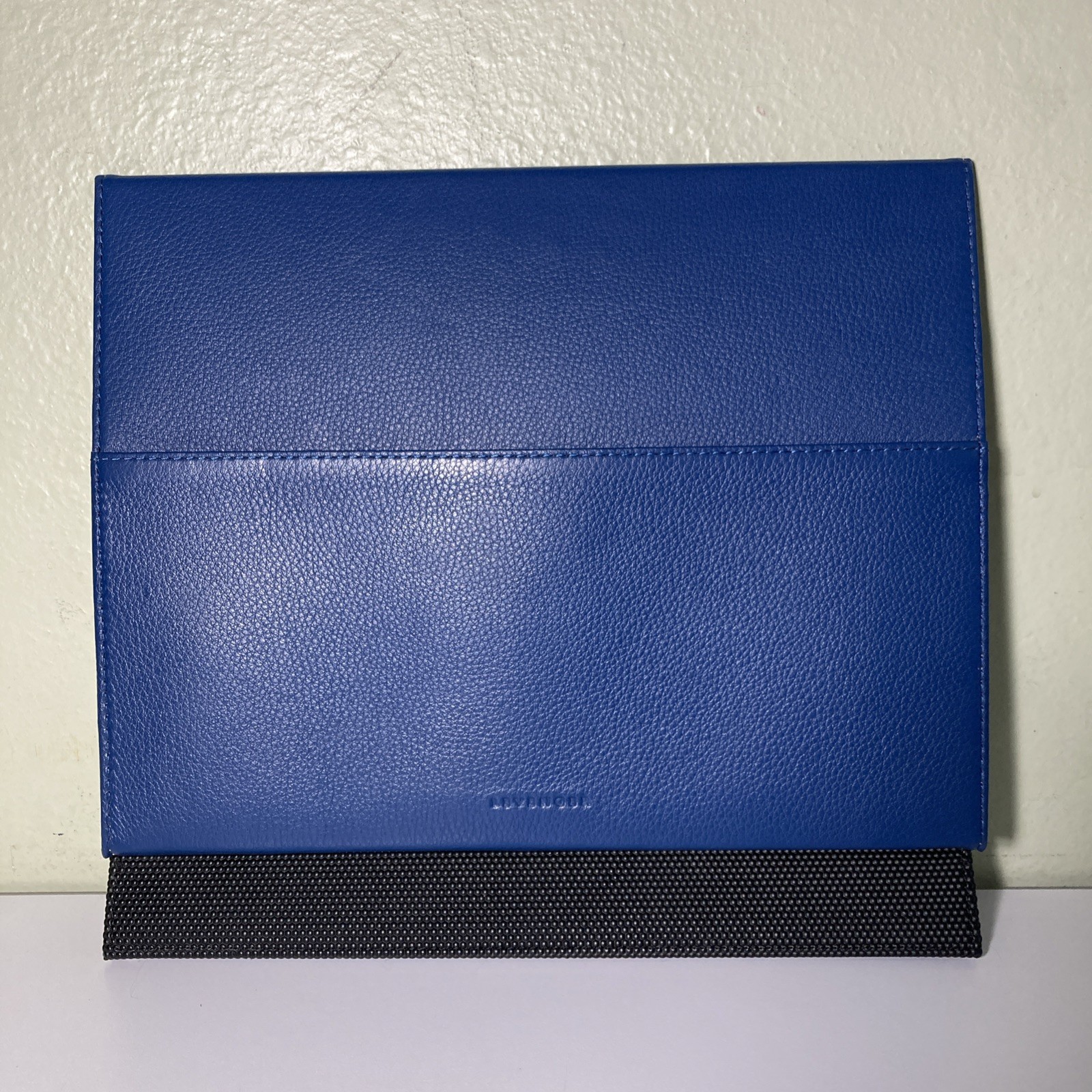 Levenger Blue Leather Expandable Document Wrap Portfolio / Manuscript Carrier