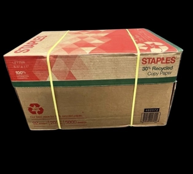 Staples- 30% Recycled Copy Paper 8.5″x 11″ Case (10 Reams) 5000 ***