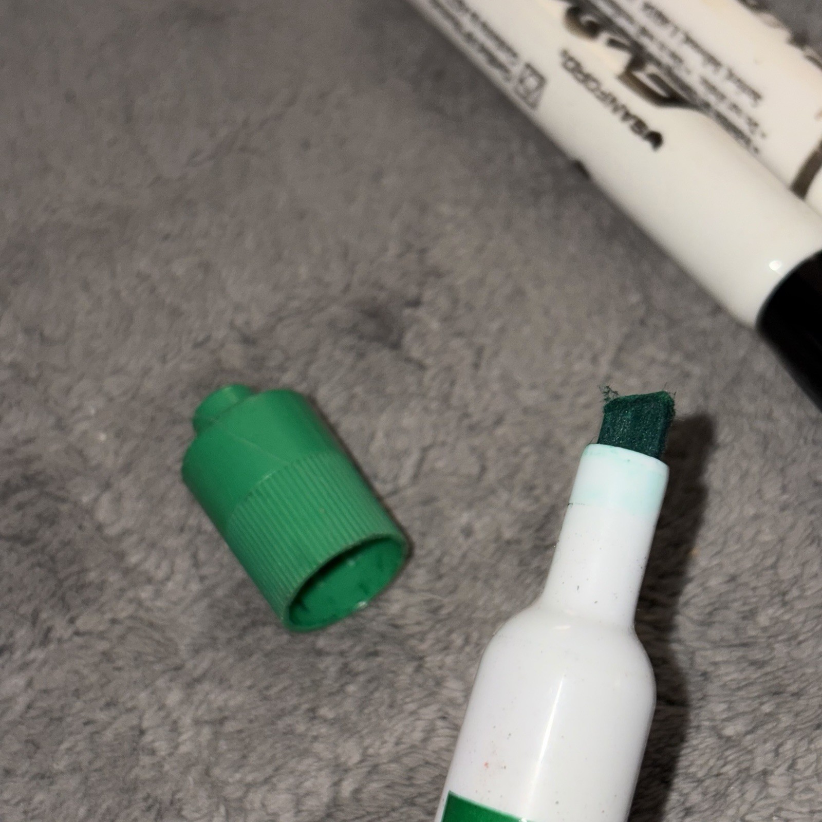 3 VTG Sanford Expo 2 Dry Erase Markers Original Lot Red Green Chisel USA Smelly