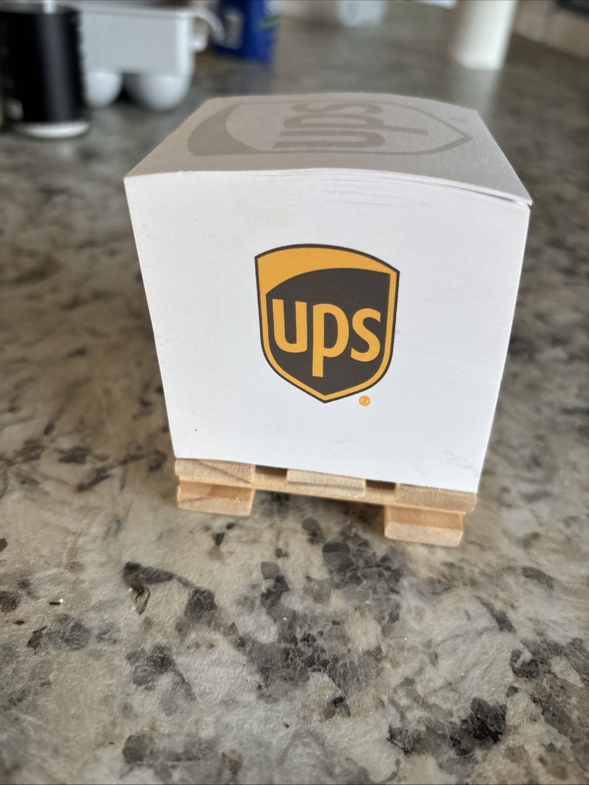 UPS Post It Notes