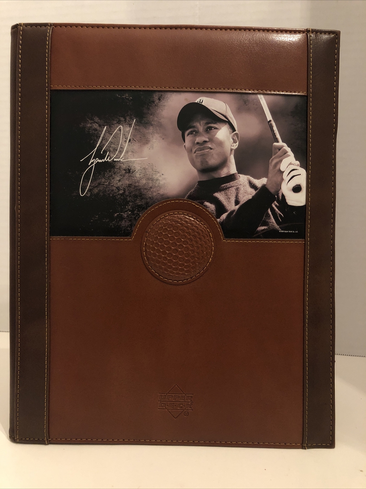 2004 Upper Deck Tiger Woods Executive Collection Portfolio Folder