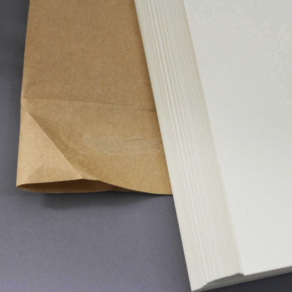 Kokuyo A4 White Print Copy Paper High Quality Acid Free 0.1Mm Thick 500 Sheets