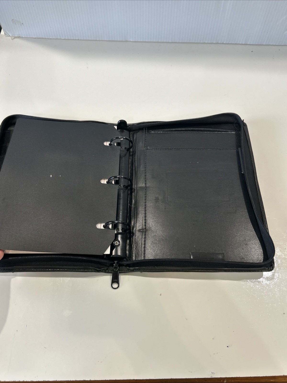 Vintage 80s Day Runner Planner 3 Ring Organizer Black Zip Around 10”x 8”