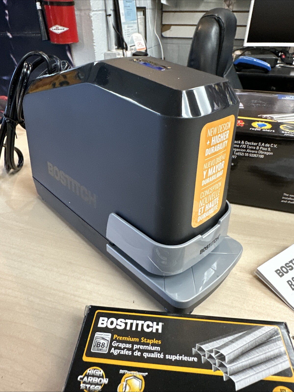 Bostitch B8 Impulse 45 Electric Stapler 45-Sheet Capacity Black New