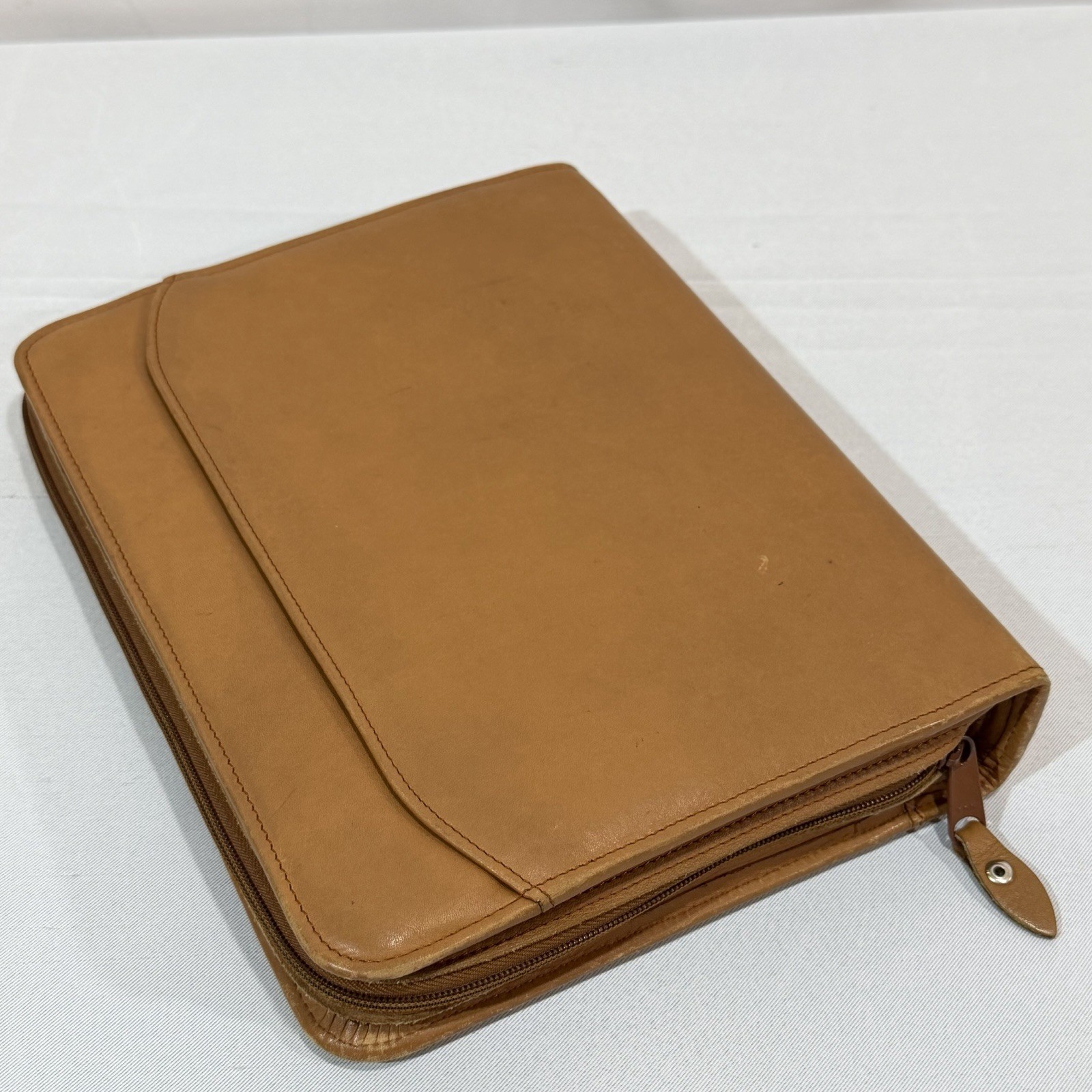Vintage Leather Day Runner Pro Planner 3 Ring Zip Close Camel Tan 8×10