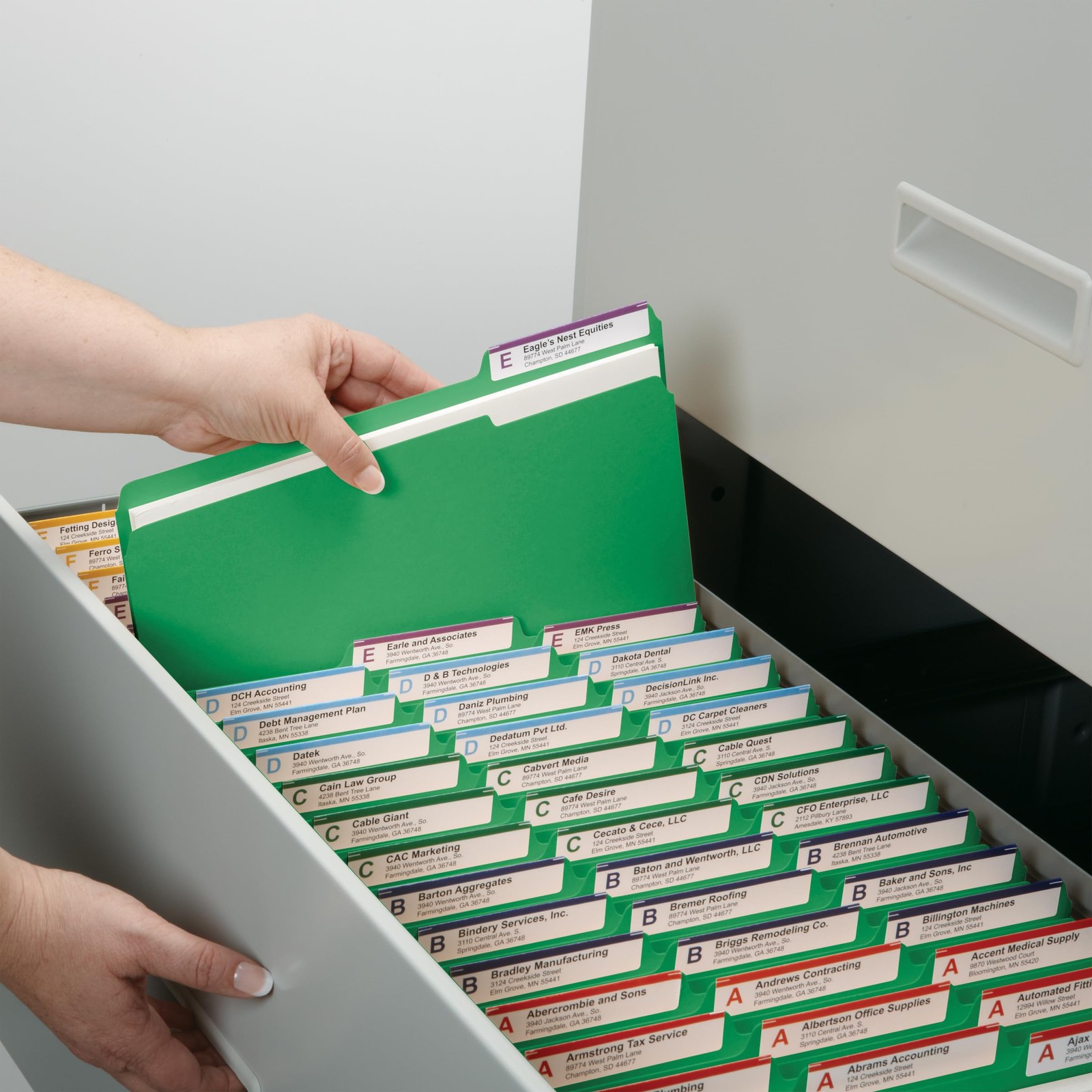 Smead Standard File Folders 100 Count Green 1/3-Cut Tabs Letter Size 12143