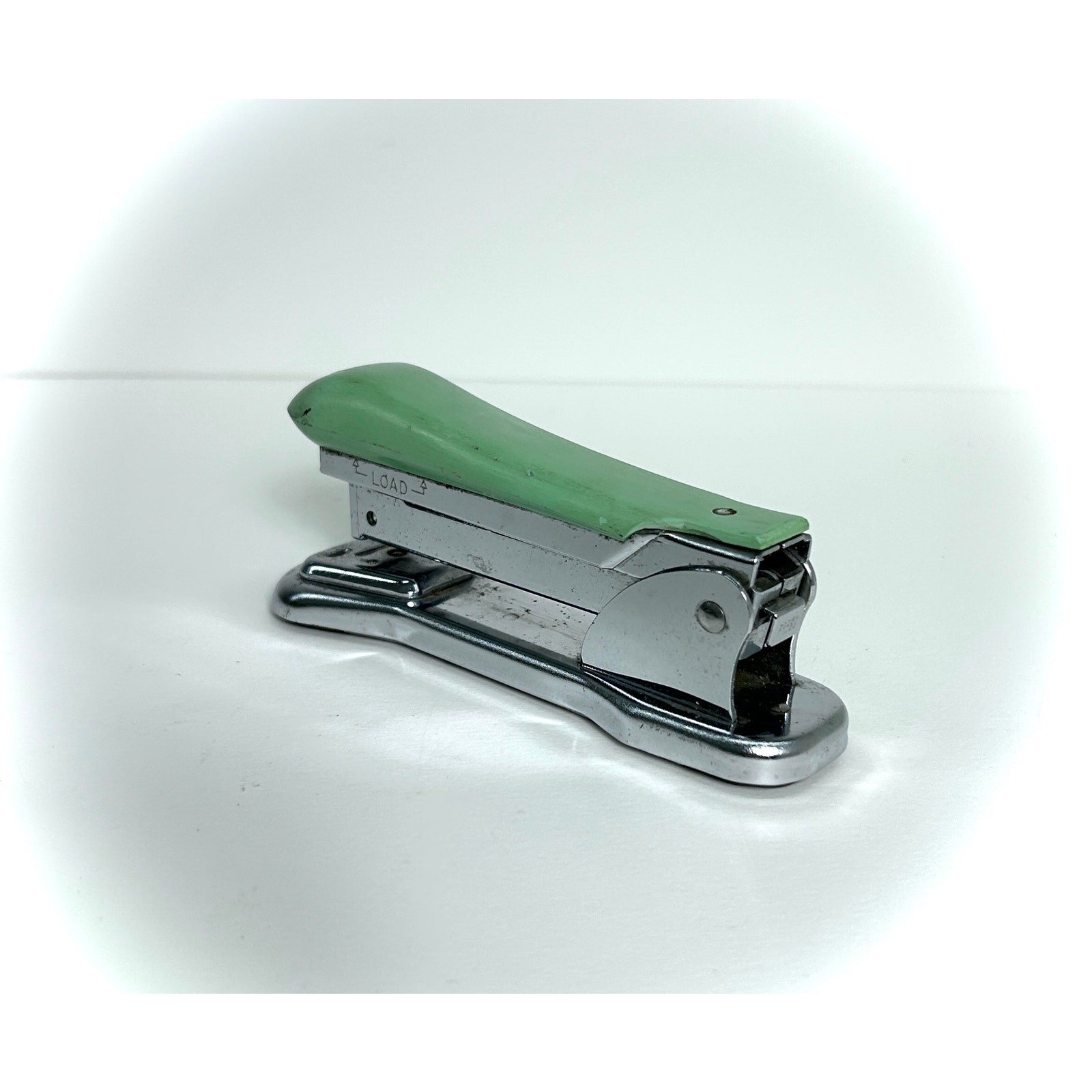 VTG Desktop Stapler, Ace Fastener Cadet Lift Top Model 302 – Rare Shade of Green