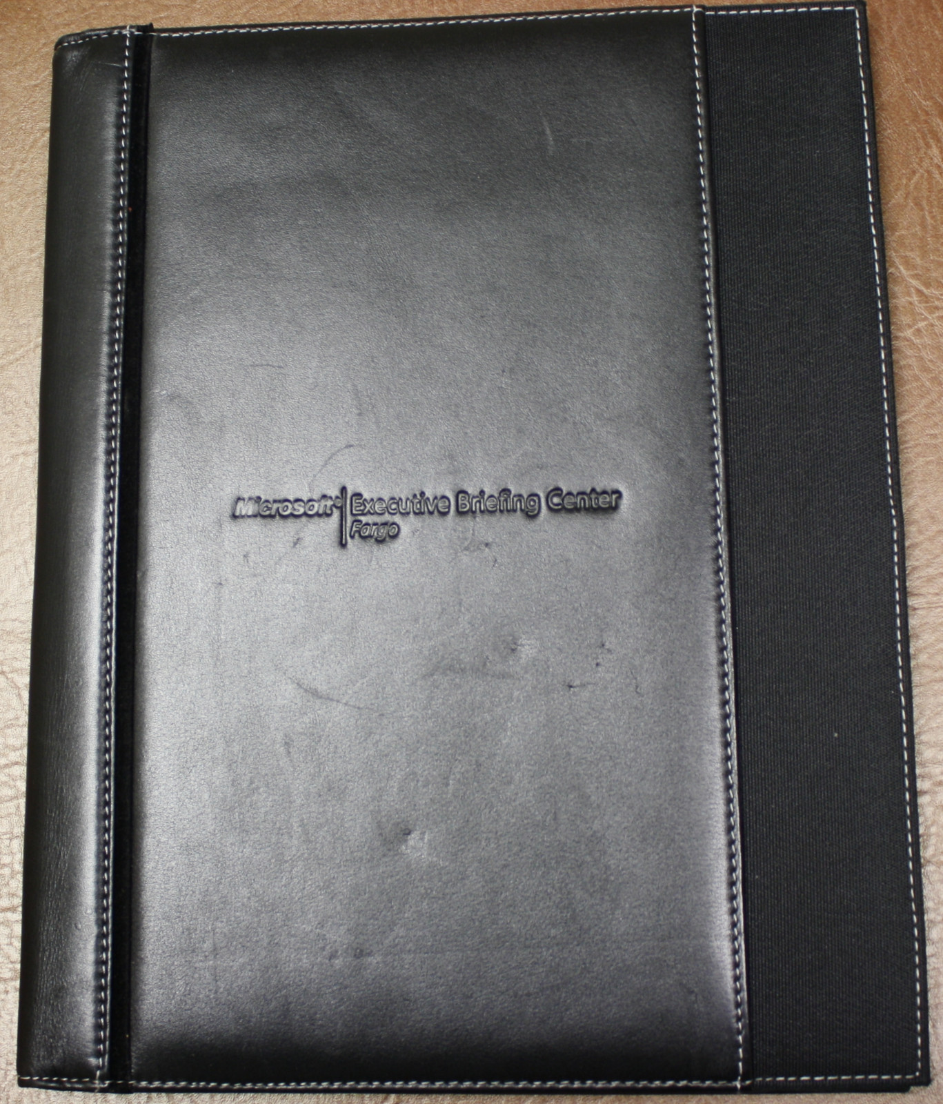 LEATHER PADFOLIO ORGANIZER FULL SIZE MICROSOFT EXECUTIVE BRIEFING CENTER FARGO