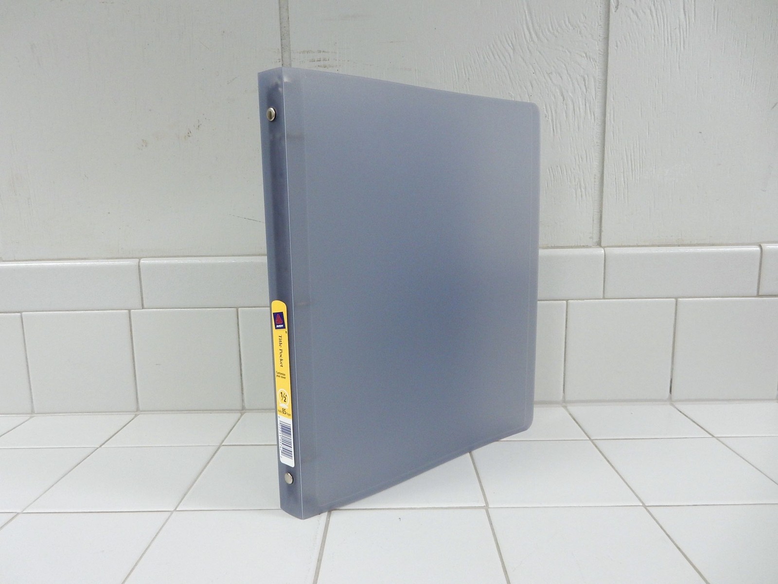 AVERY TITLE POCKET 1/2-INCH *3-RING BINDER* (BUYER GETS 2 BINDERS)