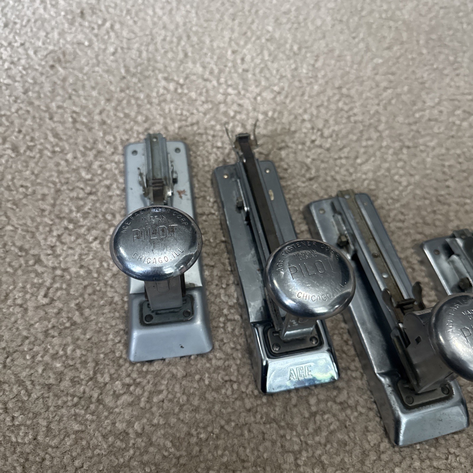 Vintage Pilot Stapler Model 402 Ace Fastener Corp. Chicago USA Works – Lot Of 4